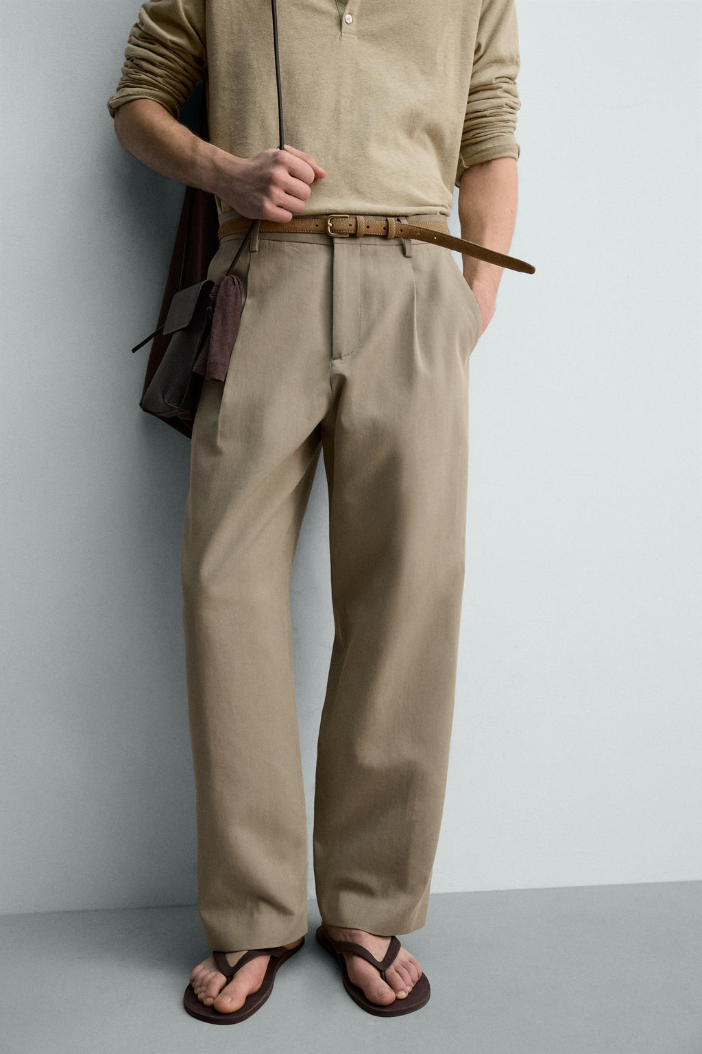 PANTAL?N STRAIGHT FIT PLIEGUES LIMITED EDITION / Khaki claro - Zara фото 5