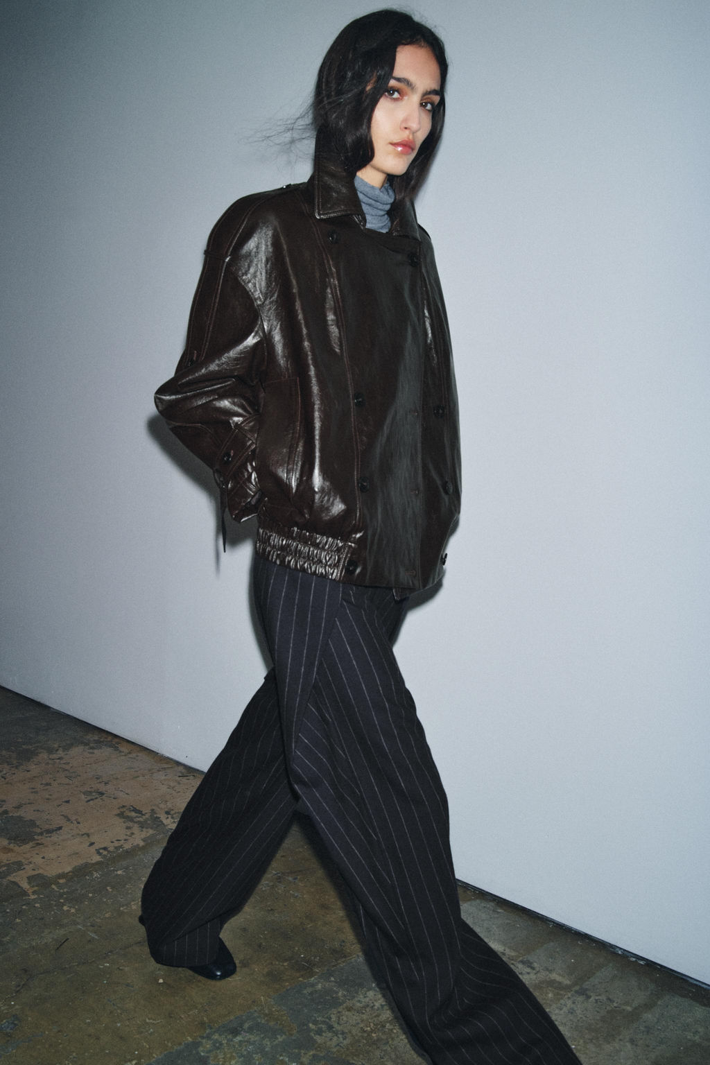 ZW COLLECTION PINSTRIPE TROUSERS WITH WOOL - Zara фото 2