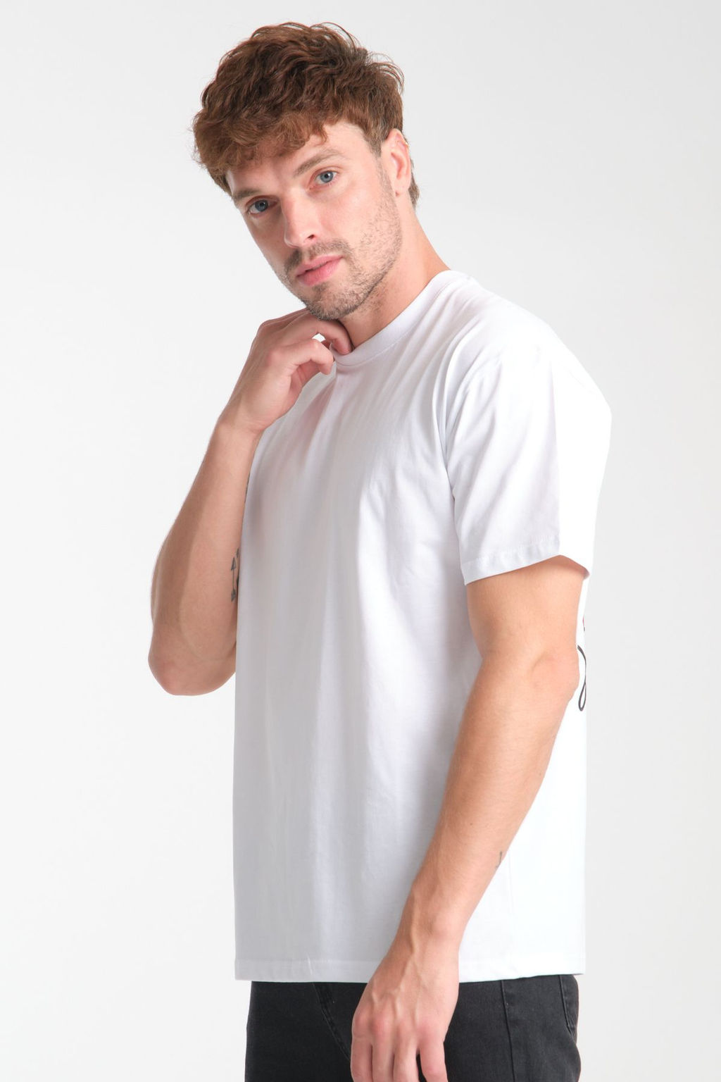 TRENDYOL MAN Beyaz Oversize/Genis Kesim S?rt Bask?l? %100 Pamuk T-Shirt TMNSS25TS00225 - Trendyolmilla фото 2