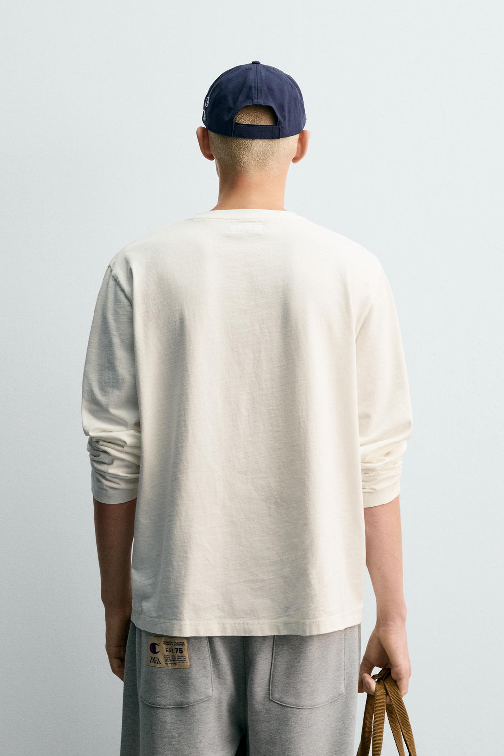 CHAMPION ® X ZARA LONG SLEEVE PATCH T-SHIRT фото 11