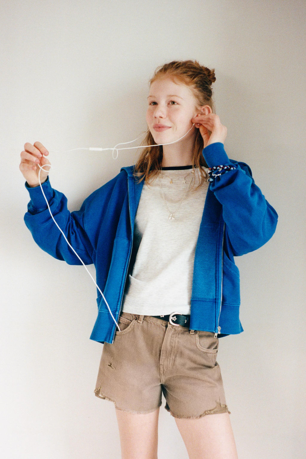 BERMUDA DENIM ROTOS / Marr?n - Zara фото 2