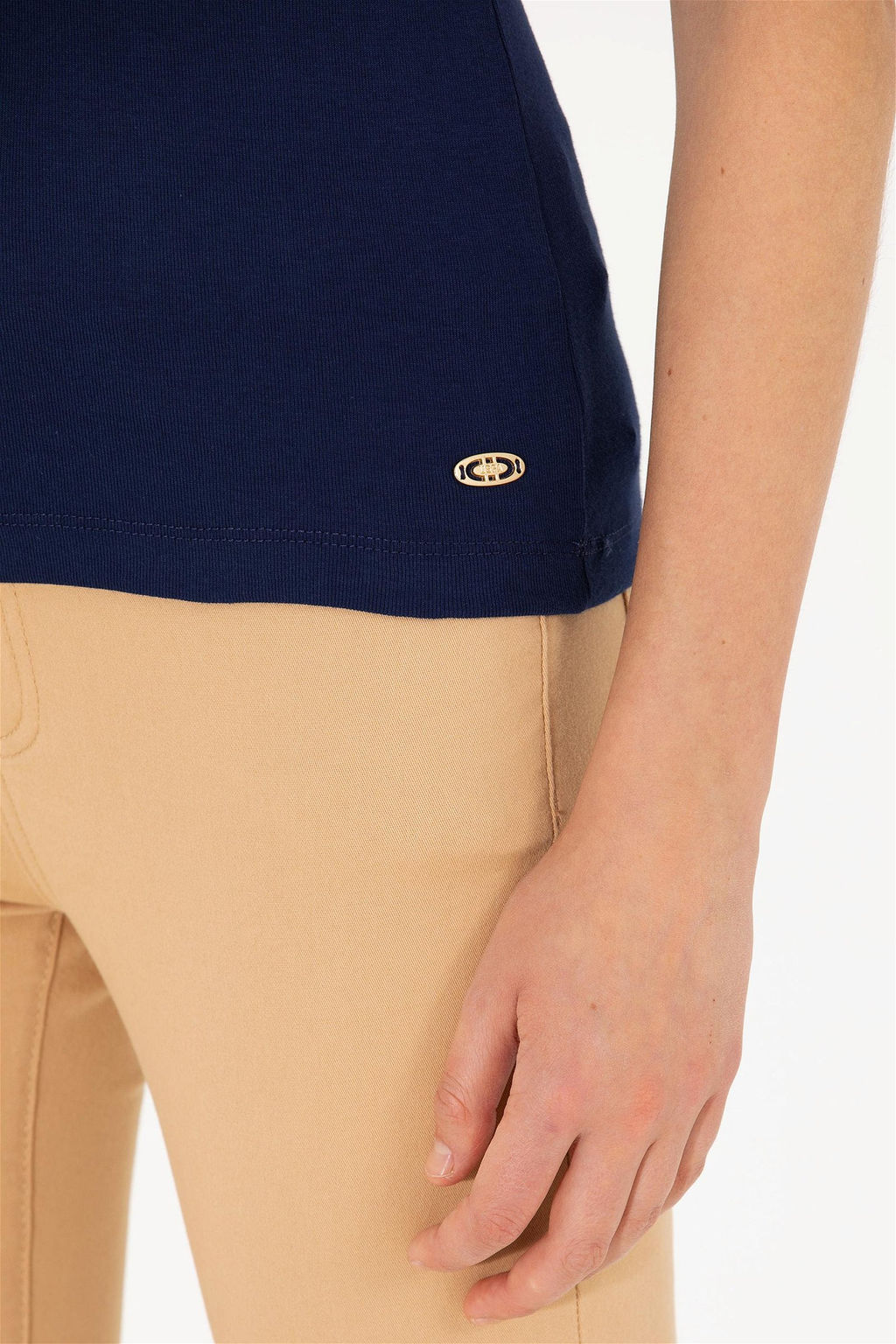 U. S. Polo Assn Женская базовая футболка без рукавов темно-синего цвета с круглым вырезом - U.s. polo assn фото 14