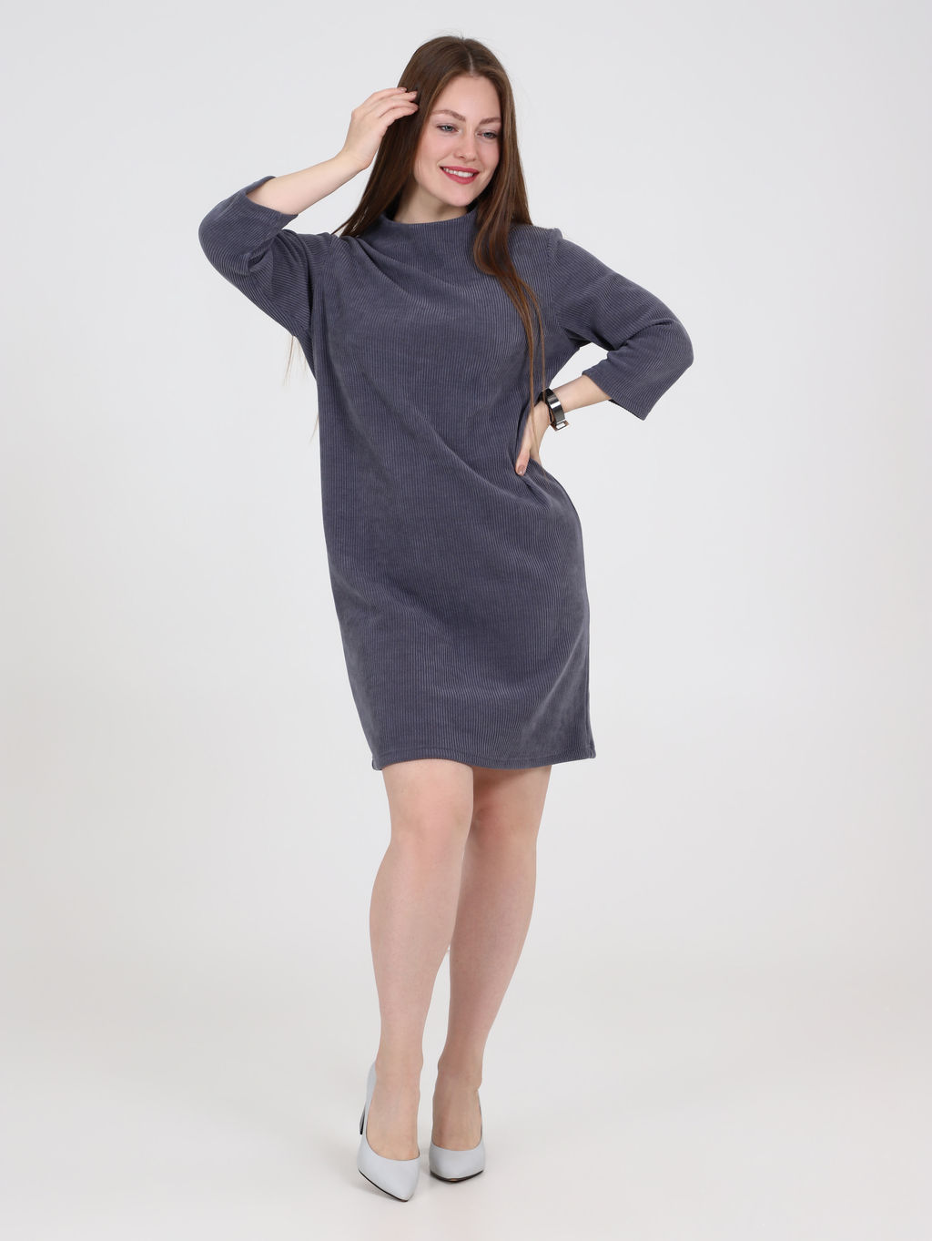 Платье из трикотажного велюра графитовое - Odis фото 3