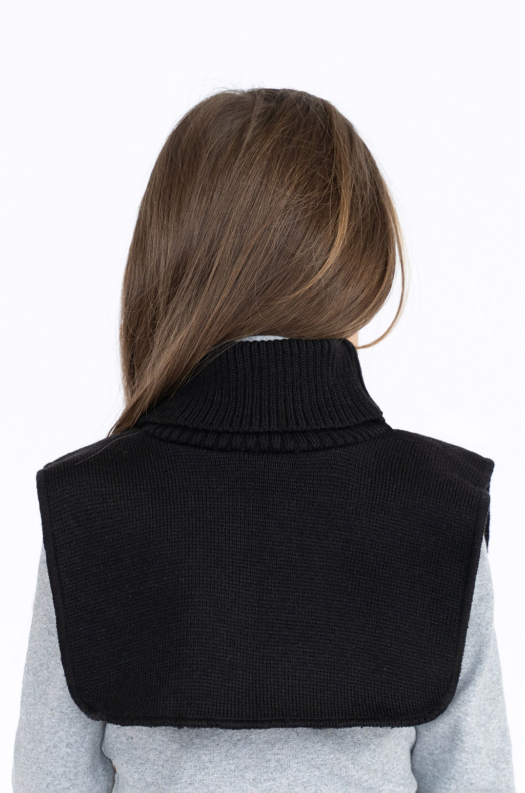 Манишка вязаная черная Ш-111 (48-54)