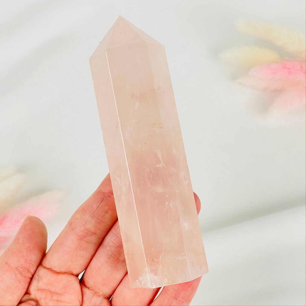 Кристалл из Розового кварца