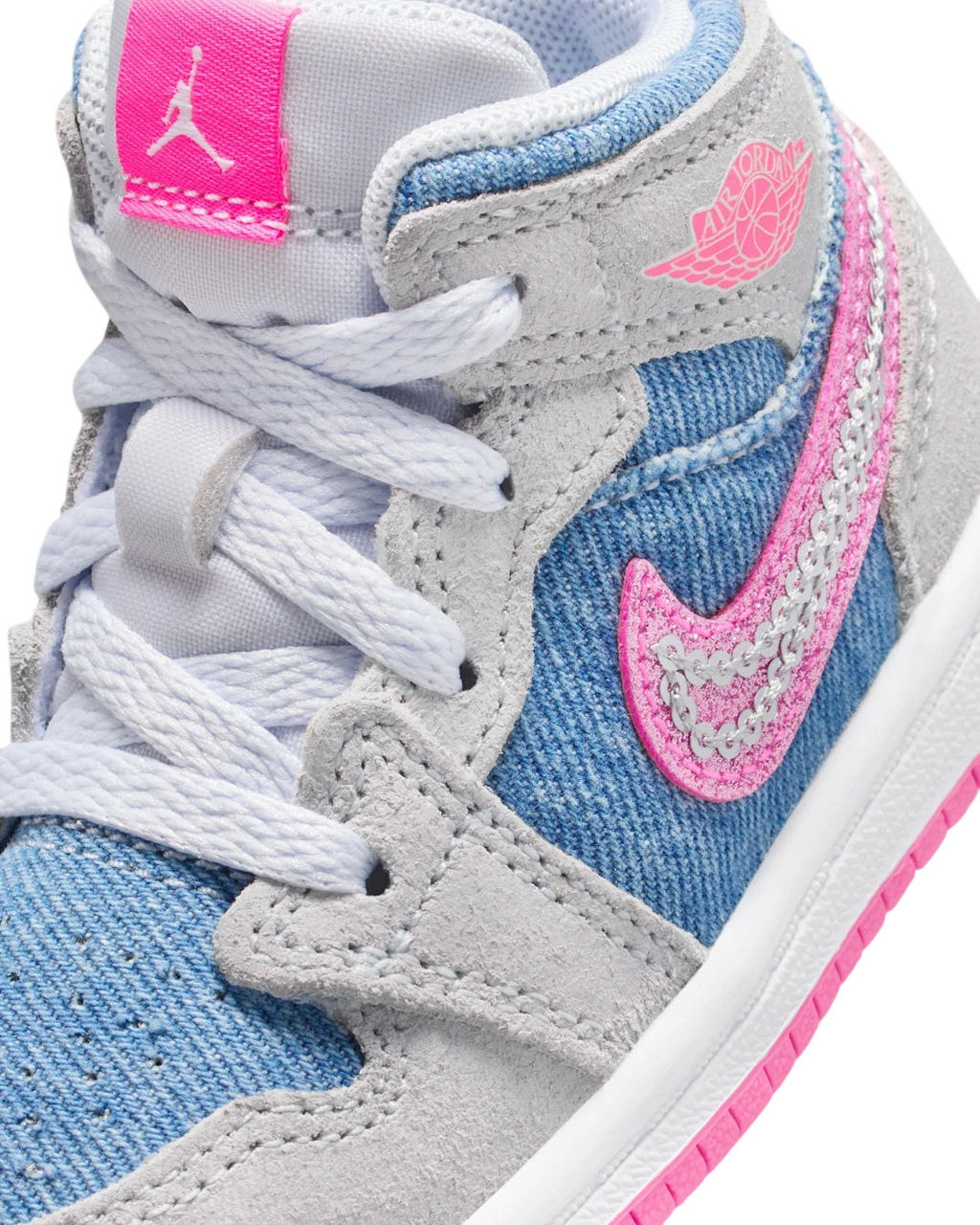 Кроссовки детские