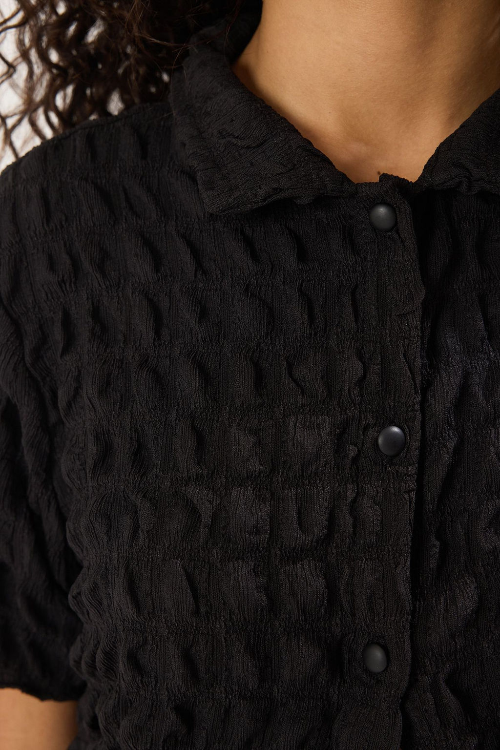 Haki Dokulu Fitted/Vucuda Oturan K?sa Kollu Esnek Orme Orme Bluz TWOSS24BZ00429 - Trendyolmilla фото 12