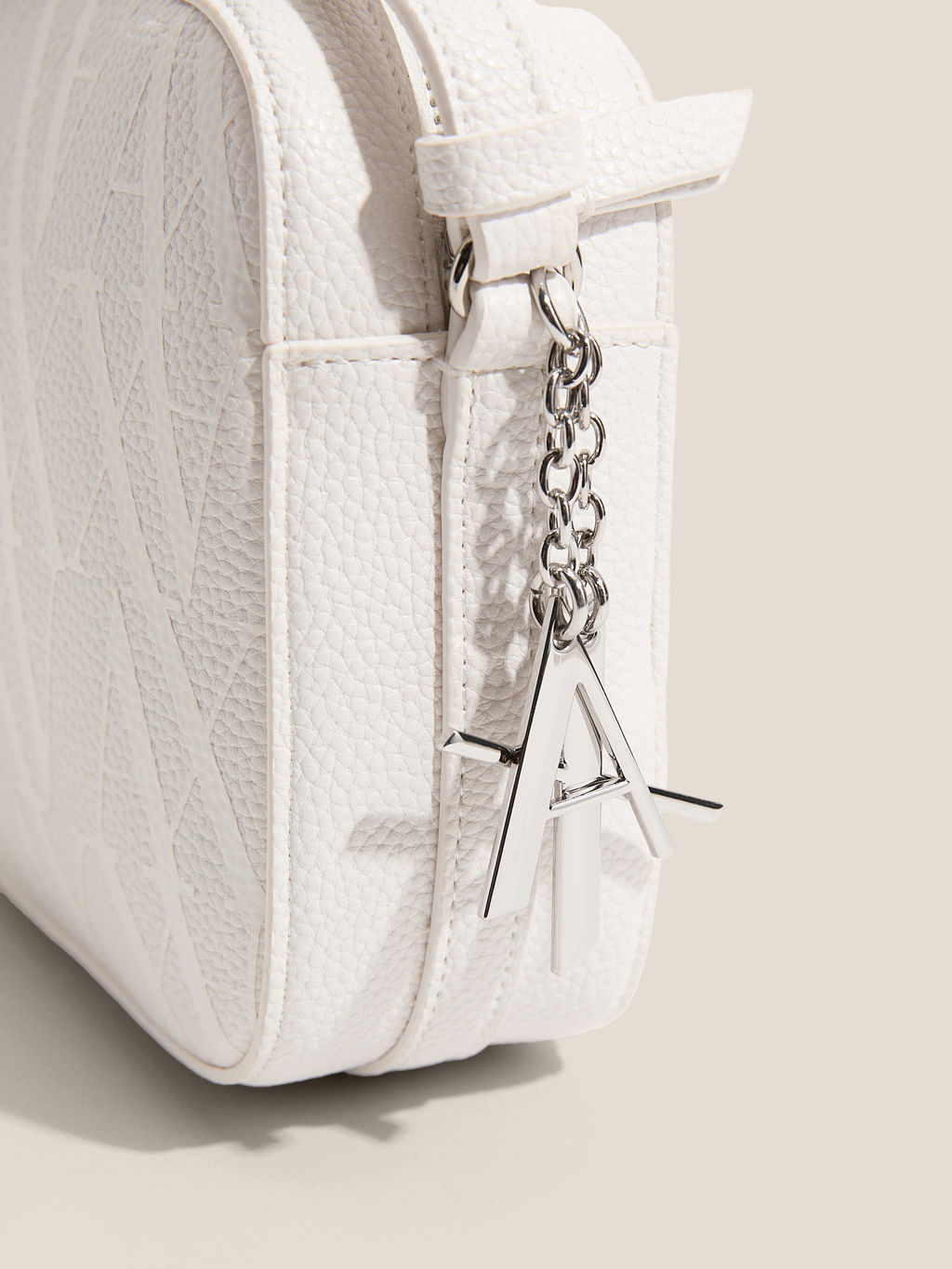 Кросс-боди ARMANI EXCHANGE SILVYE Артикул 4368426, молочно-белый  фото 2