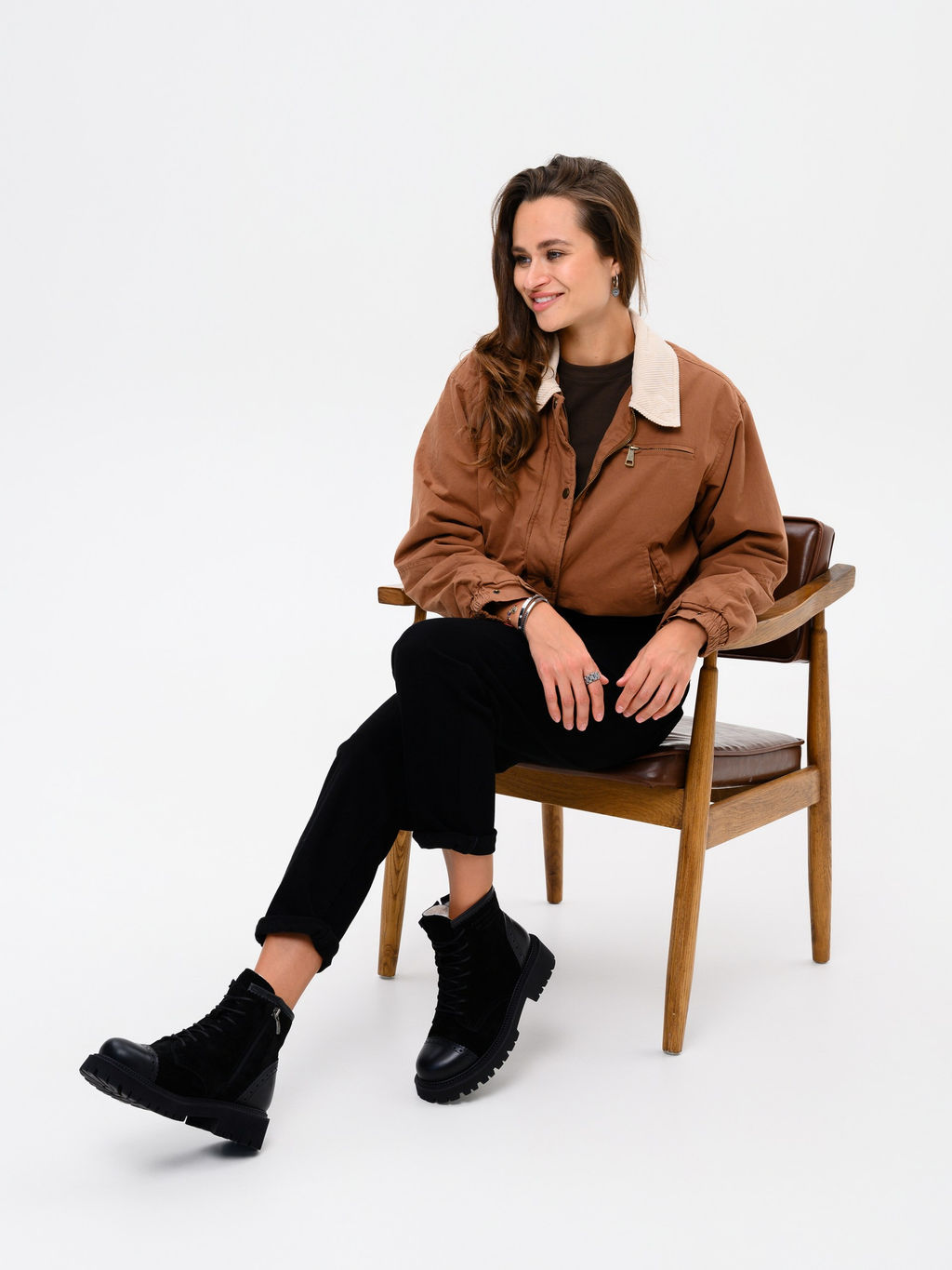 Ботинки 319.taskanabl.Черная замша+черный/байка