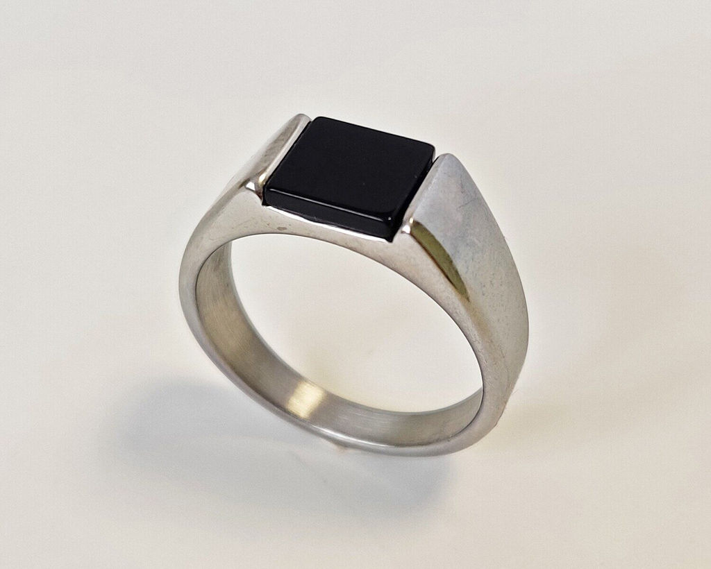 Мужское кольцо из стали