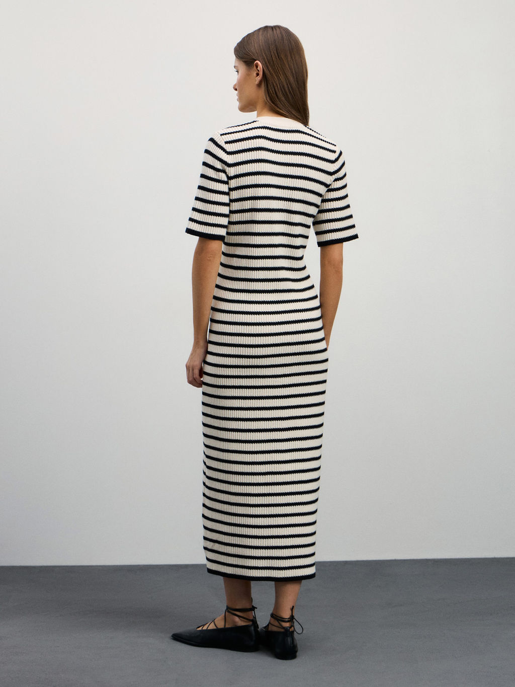 Вязаное платье миди в полоску / Zarina  фото 4