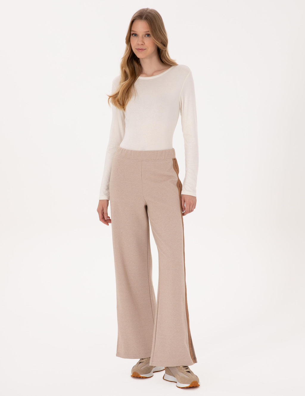 Camel Flare Fit E_ofman Alt_