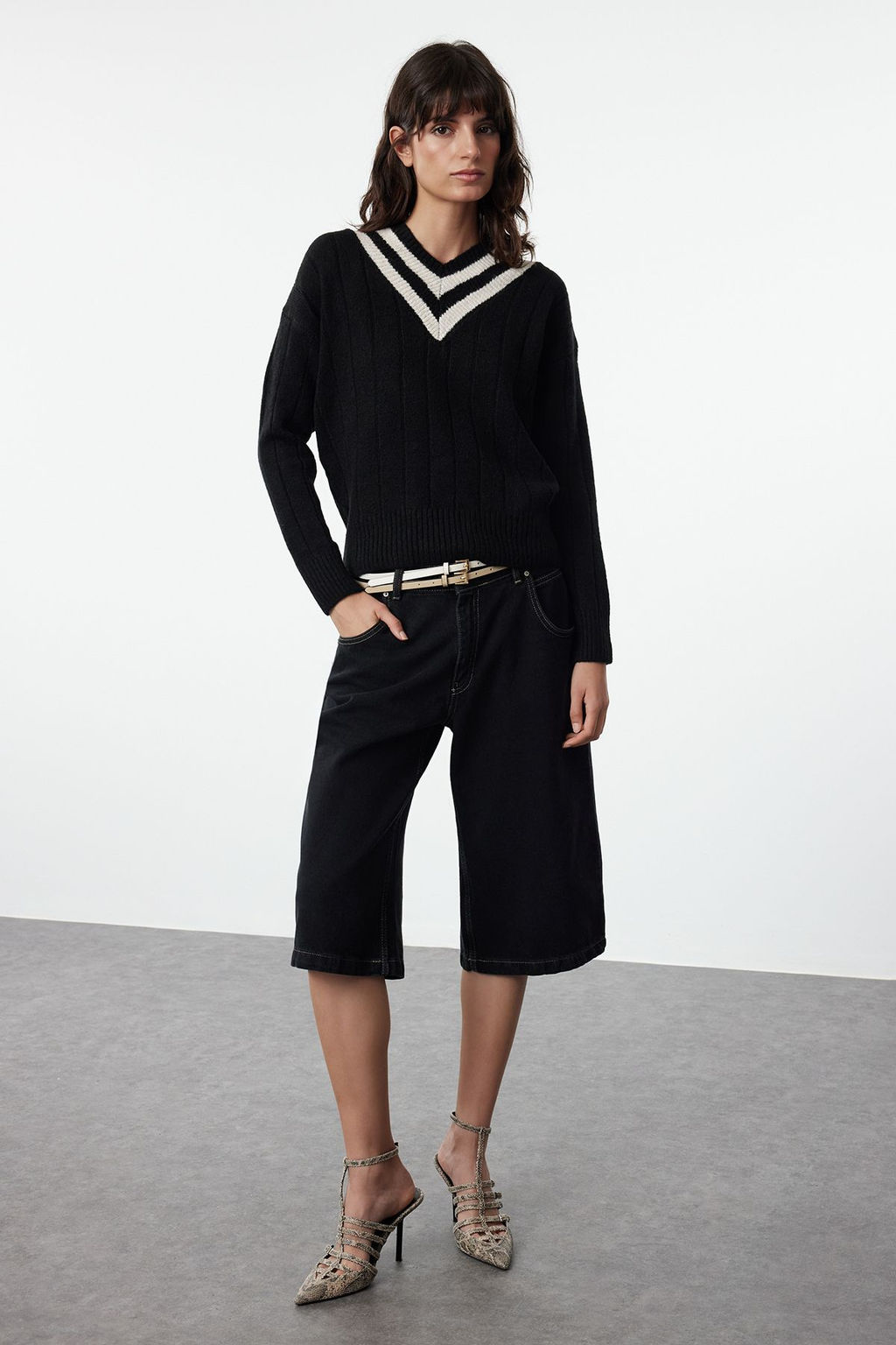 Tas Yumusak Dokulu V Yaka Renk BlokluTriko Kazak TWOAW25KZ00206 - Trendyolmilla фото 9