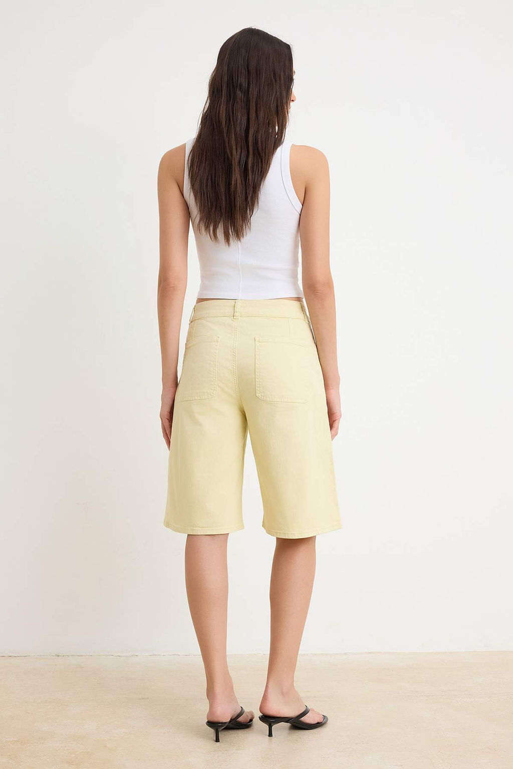 Sar? Cep Detayl? Normal Bel Denim Bermuda TWOSS26SR00214 - Trendyolmilla фото 4