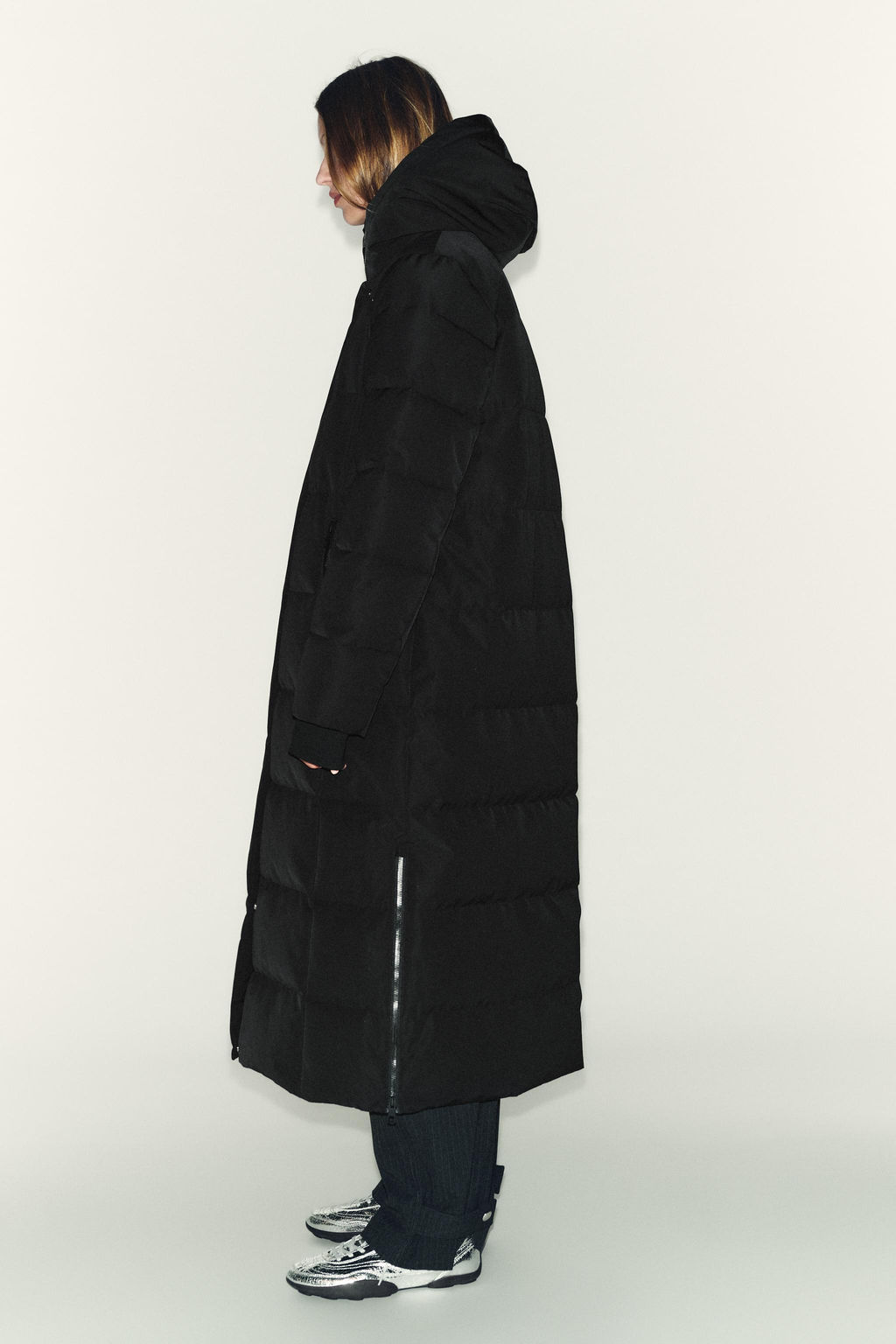 ANORAK ACOLCHADO EXTRA LARGO 60% PLUM?N 40% PLUMA CAPUCHA WATER REPELLENT WINDPROOF / Negro - Zara фото 5