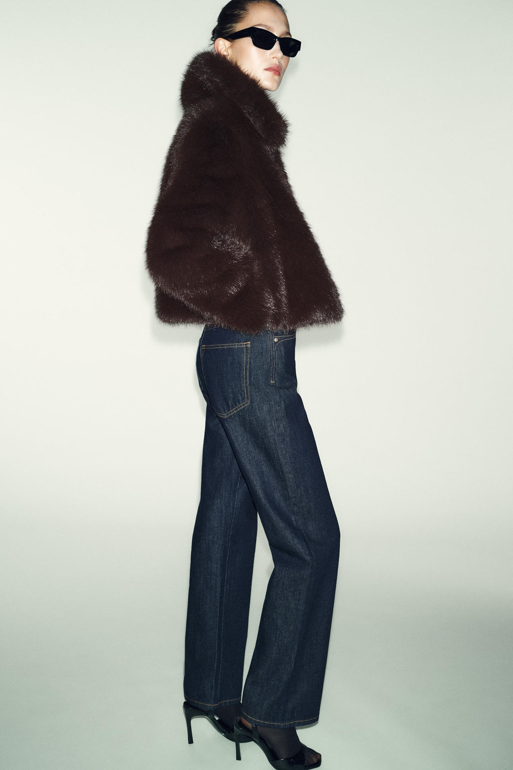 FAUX FUR COLLAR JACKET - Zara фото 15