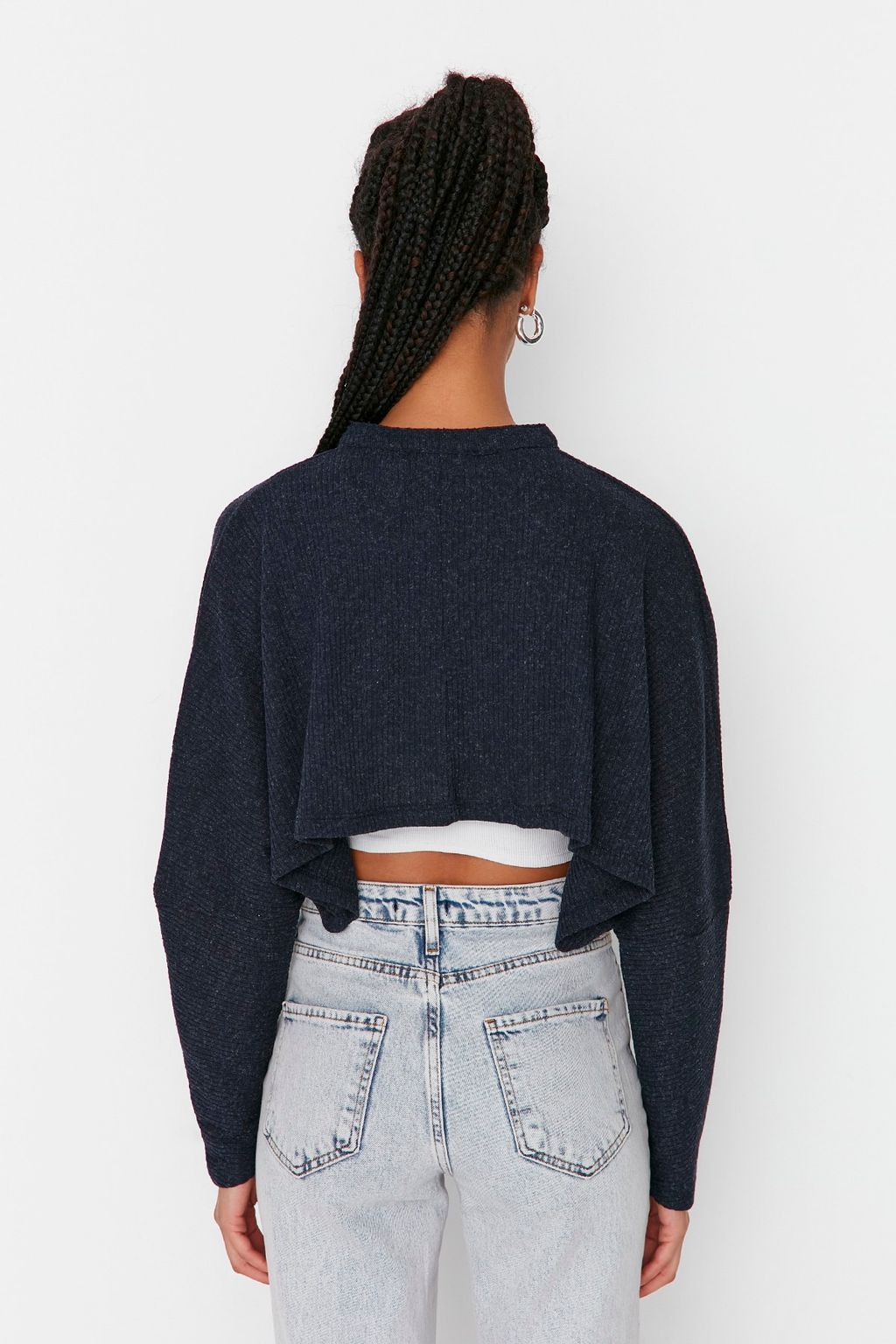 Trendyolmilla Lacivert Super Crop Uzun Kol Triko Gorunumlu Orme Bluz TWOAW21BZ1213