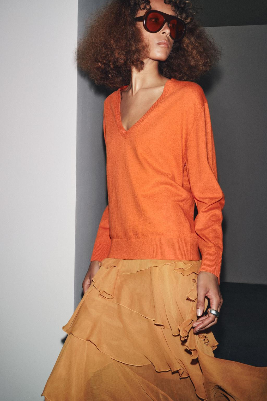 PLAIN KNIT V-NECK SWEATER - Zara фото 2