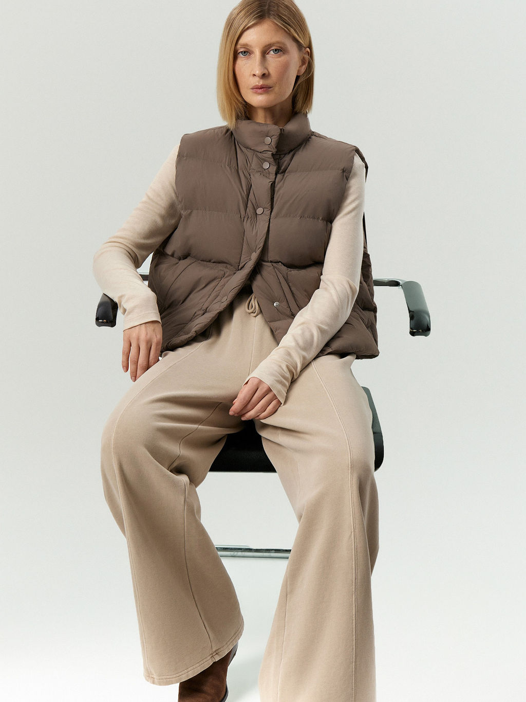 Утепленный жилет - Emka фото 4