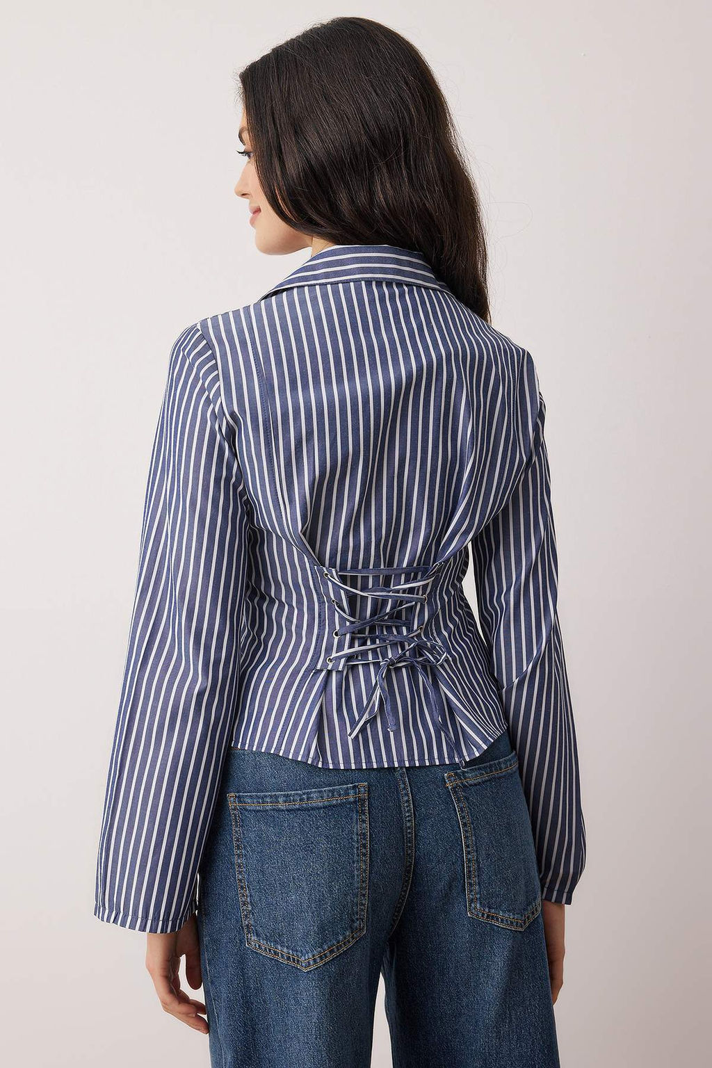 Ekru Korse Detayl? Bele Oturan Gomlek TWOAW26GO00055 - Trendyolmilla фото 11