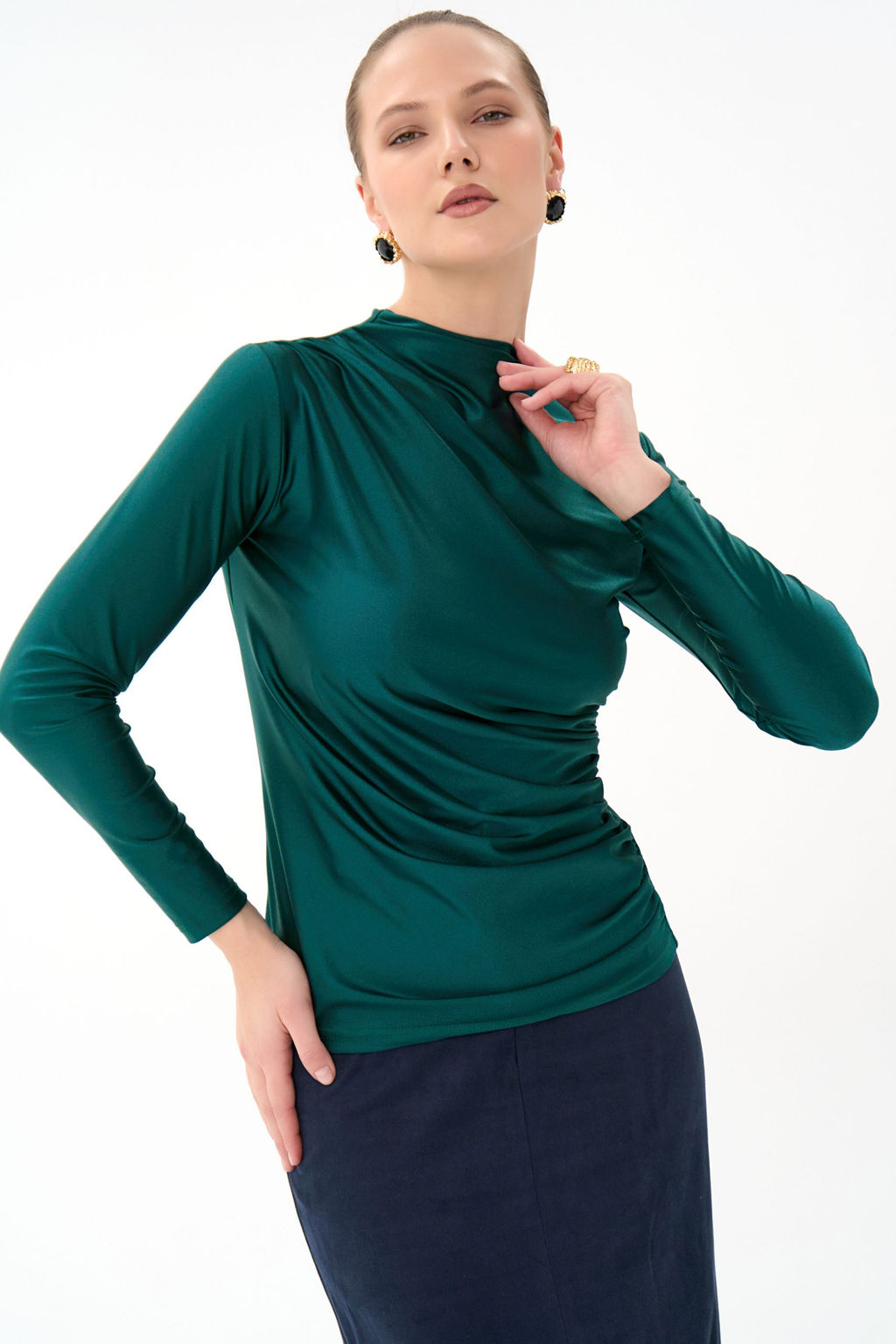 Лонгслив Нора (изумрудный) - Эльза фото 5