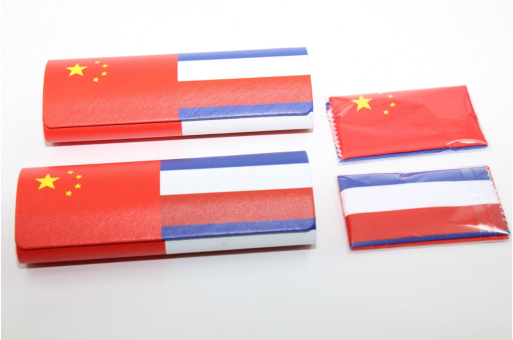 Футляр FM-803-465 16*6*3 ( с салфеткой)