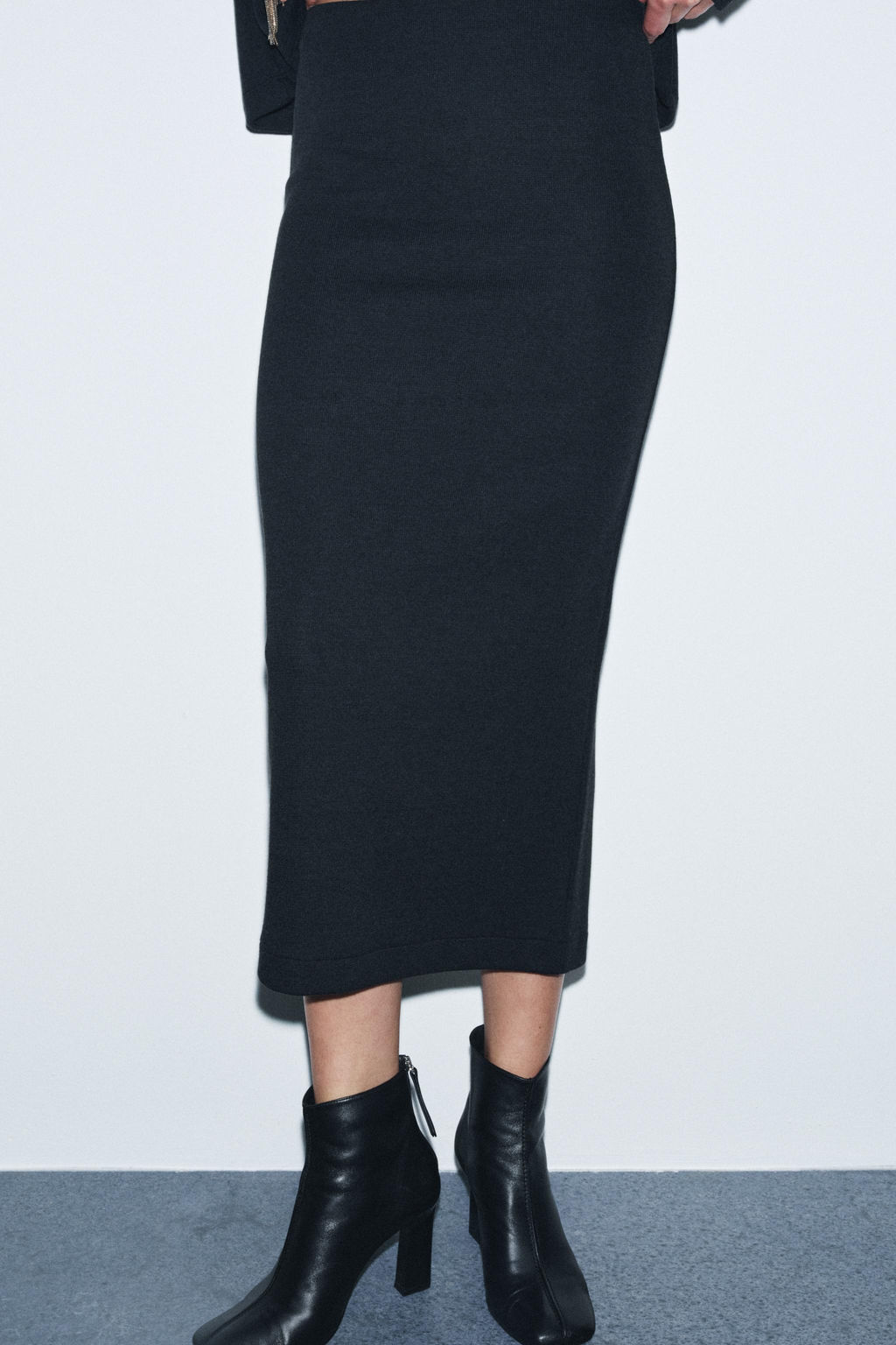 FALDA MIDI SOFT / gris antracita - Zara фото 2
