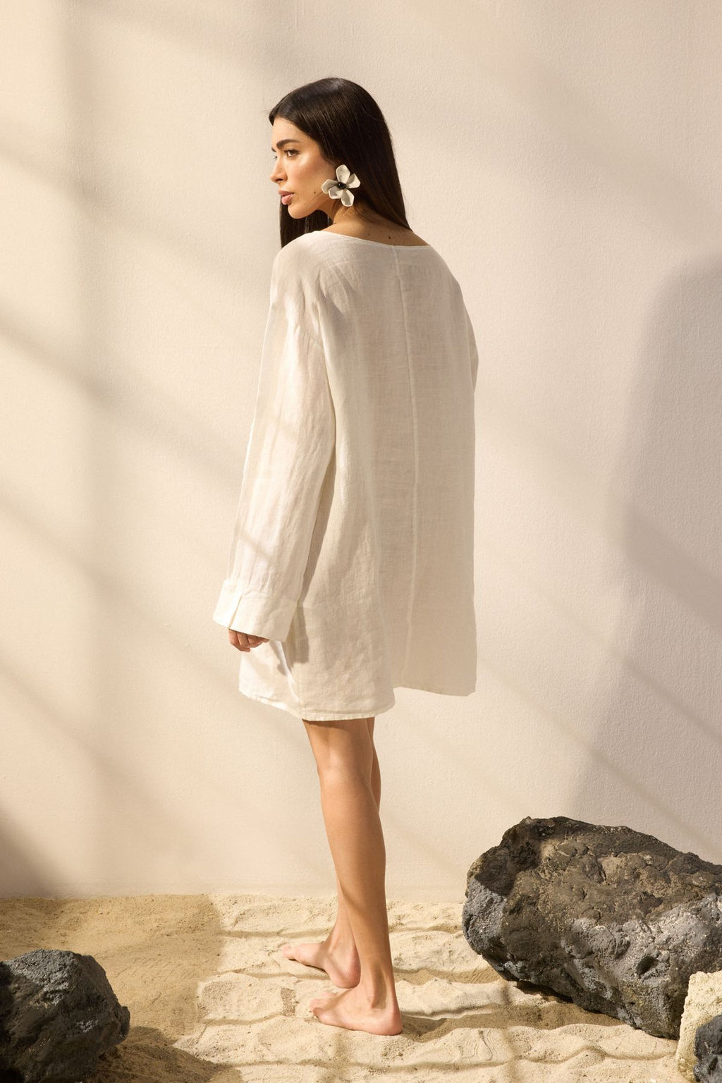 TRENDYOLMILLA Beyaz Mini Dokuma %100 Keten Baglamal? Plaj Elbisesi TBESS25EL00104  фото 5