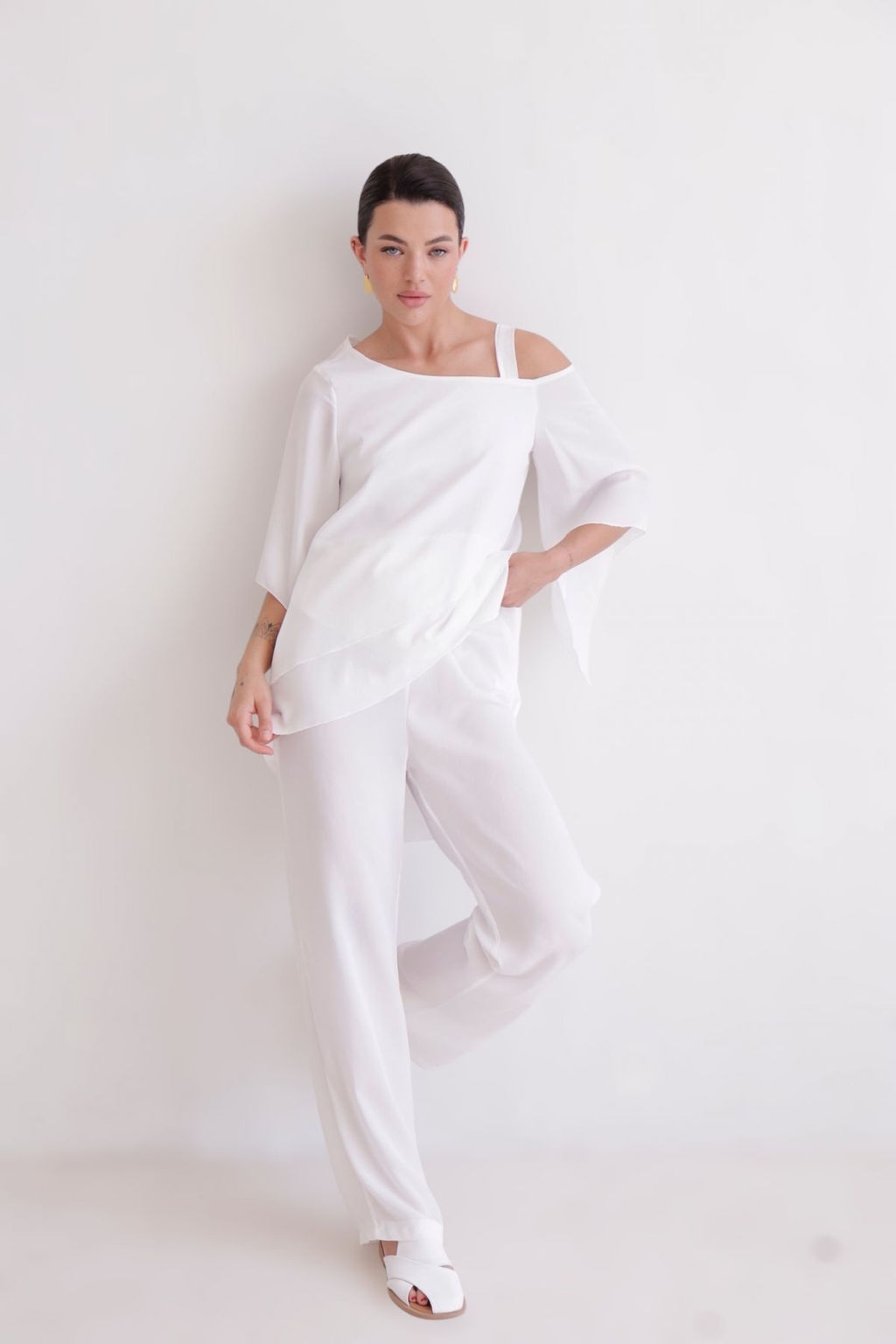 Martichelli Костюм брючный белй  фото 3