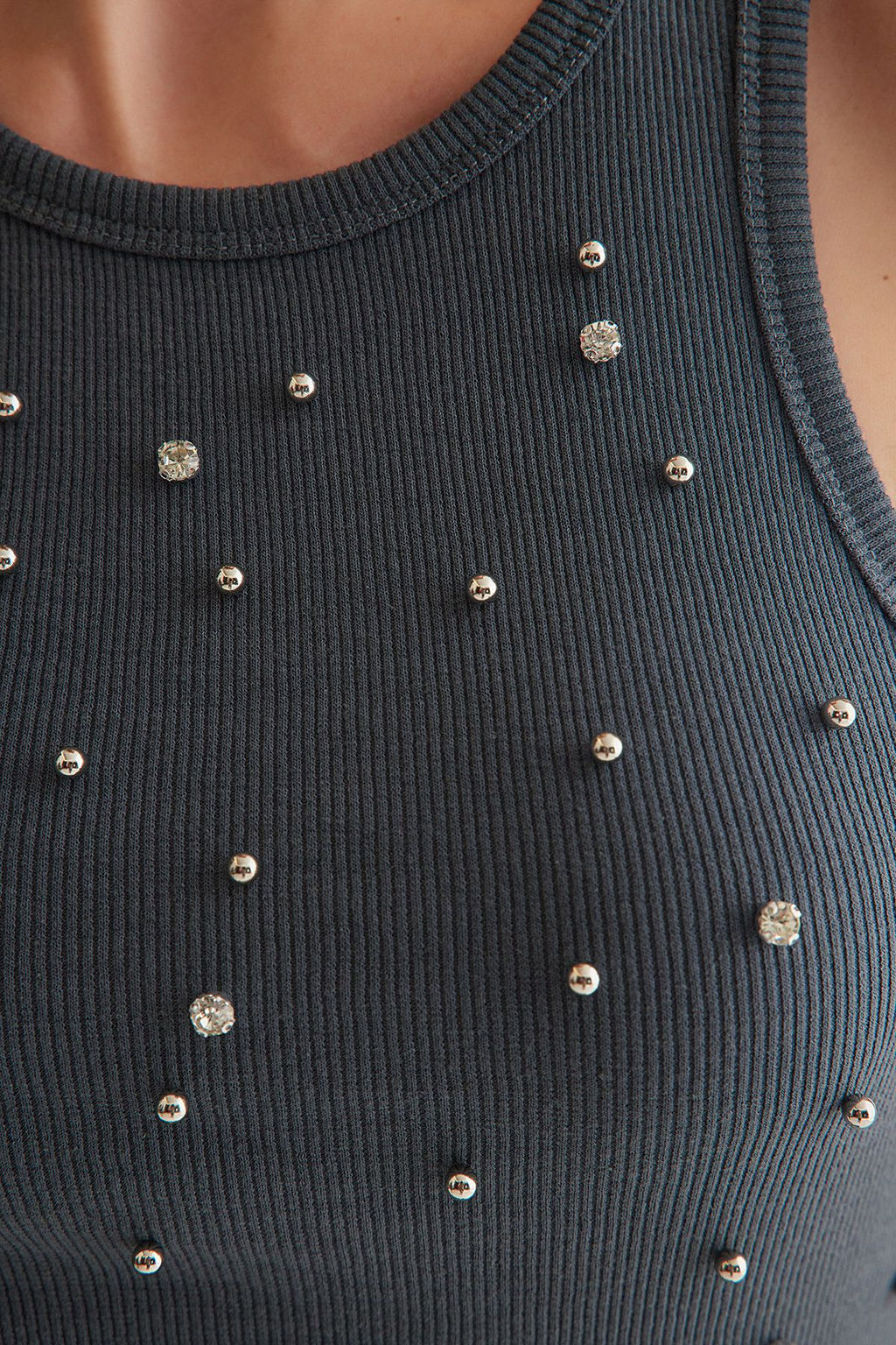 TRENDYOLMILLA Ekru Fitted/Vucuda Oturan Inci Tasl? Orme Atlet TWOSS25AL00003  фото 4