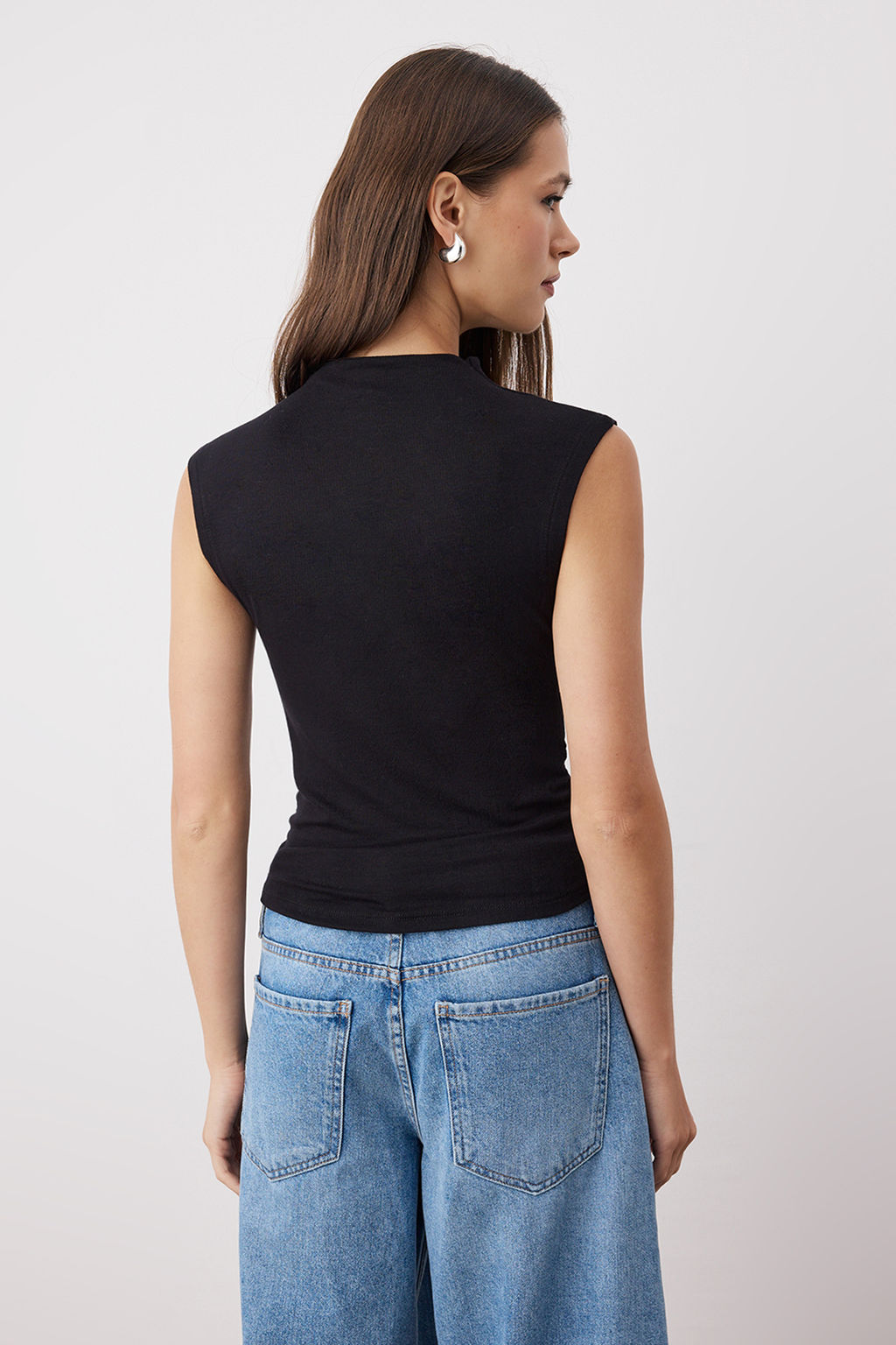 Siyah-Ekru 2li Paket Fitted/Vucuda Oturan Asimetrik Orme Bluz TWOSS25BZ00610 - Trendyolmilla фото 6