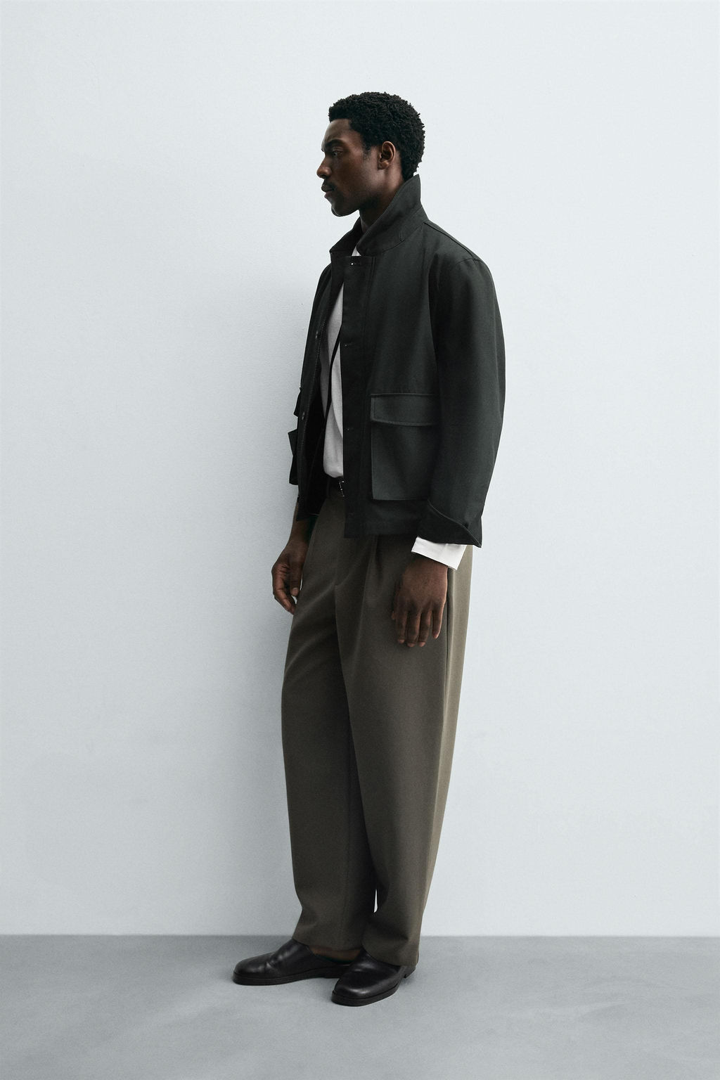 RELAXED FIT PLEATED TROUSERS - Zara фото 4