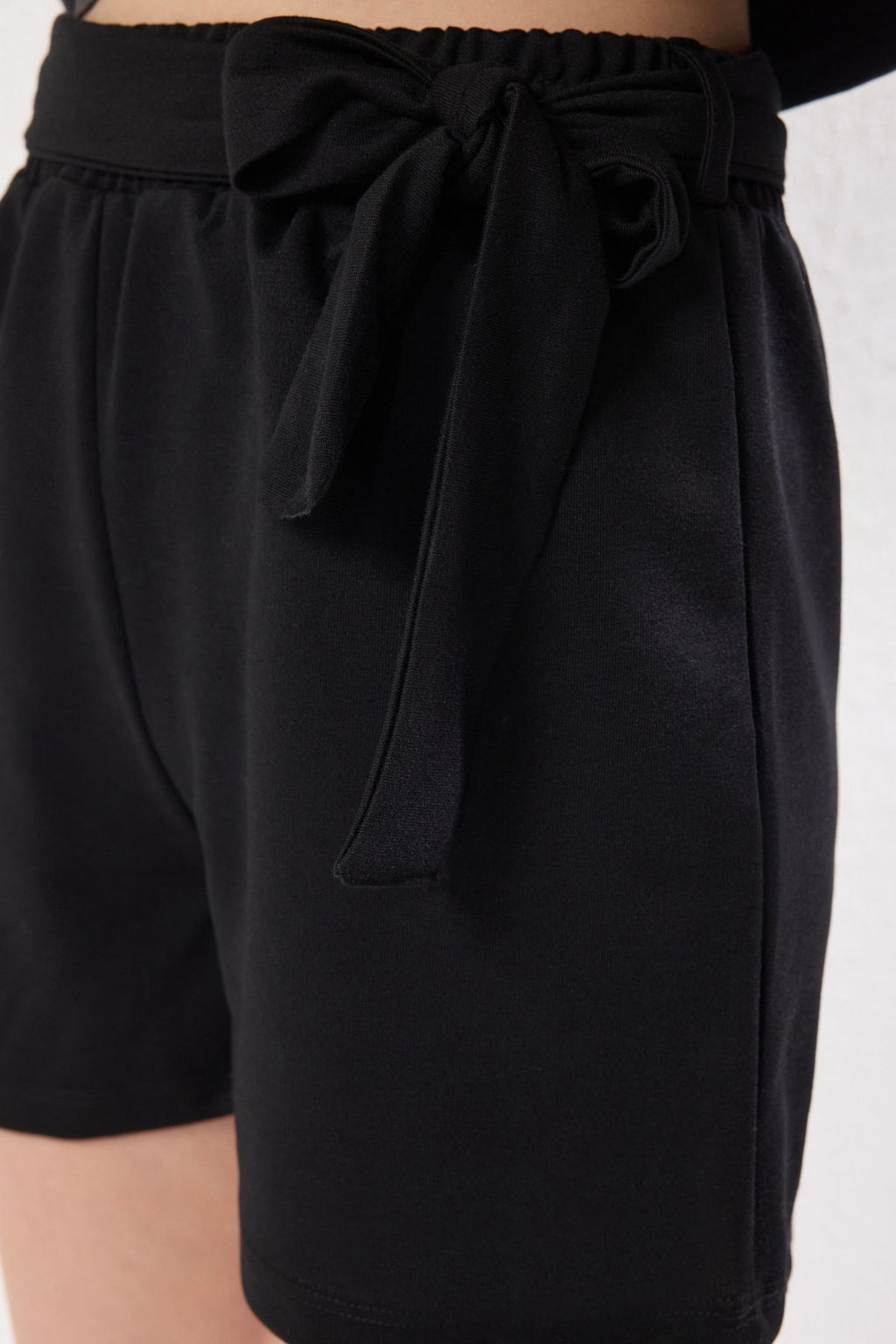 TRENDYOLMILLA Siyah Baglama Kemer Detayl? Orme Sort TWOSS25SR00053 фото 2