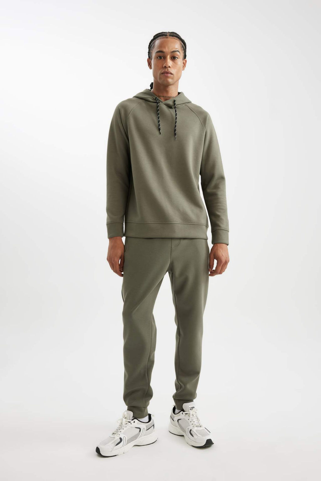 DeFactoFit Sporcu Jogger Esofman Alt? Slim Fit Dar Kesim Skuba Dalg?c Kumas Standart Paca  фото 2