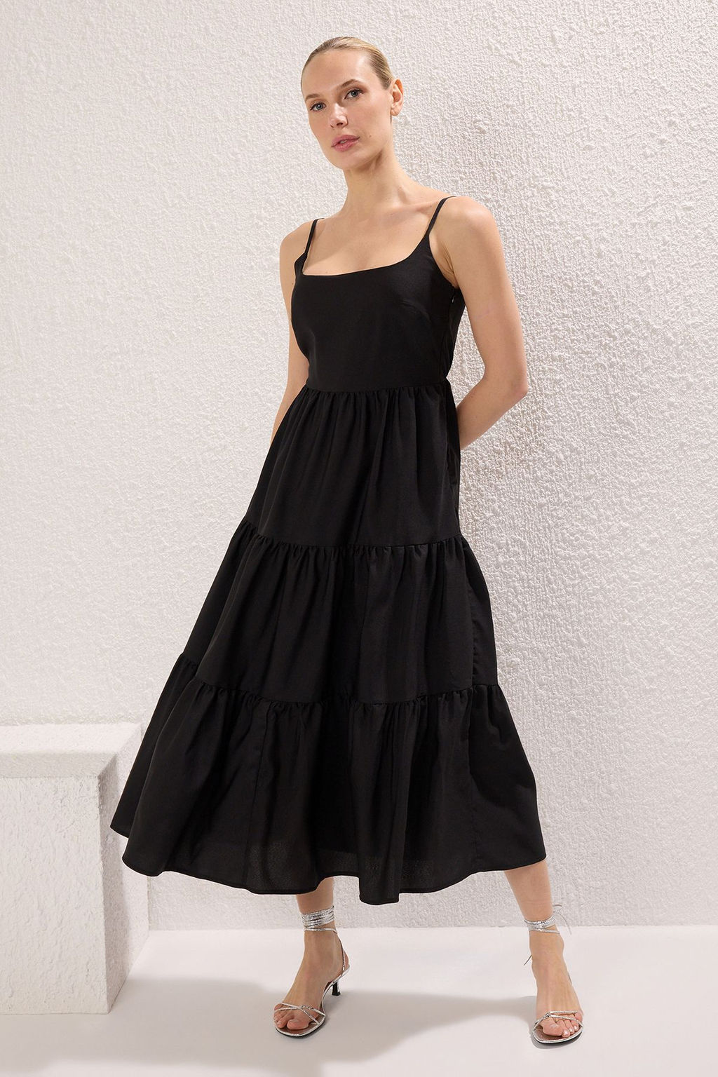 TRENDYOLMILLA K?rm?z? Etegi Belden Ac?lan Pamuk Kar?s?ml? Maxi Dokuma Elbise TWOSS24EL00386  фото 17