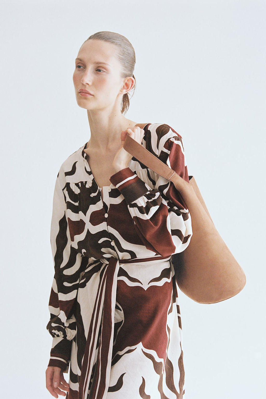 Vestido caftan con cinturon de anudar - H&m фото 2
