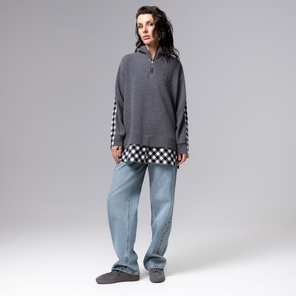 Свитшот с имитацией многослойности, Путешествие начинается (мокрый асфальт) - Charutti фото 7