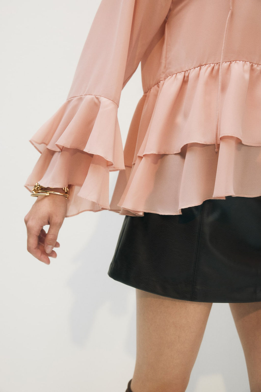 Blusa de gasa con volantes - H&m фото 3