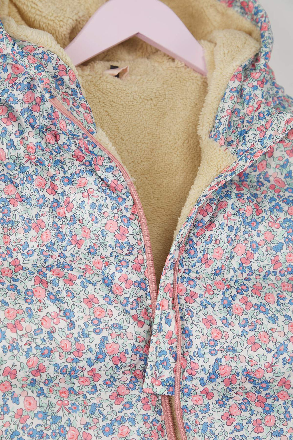 Cok Renkli Kal?n Kapusonlu Regular K?z Cocuk Mont TKDAW26MO00009 - Trendyolmilla фото 4