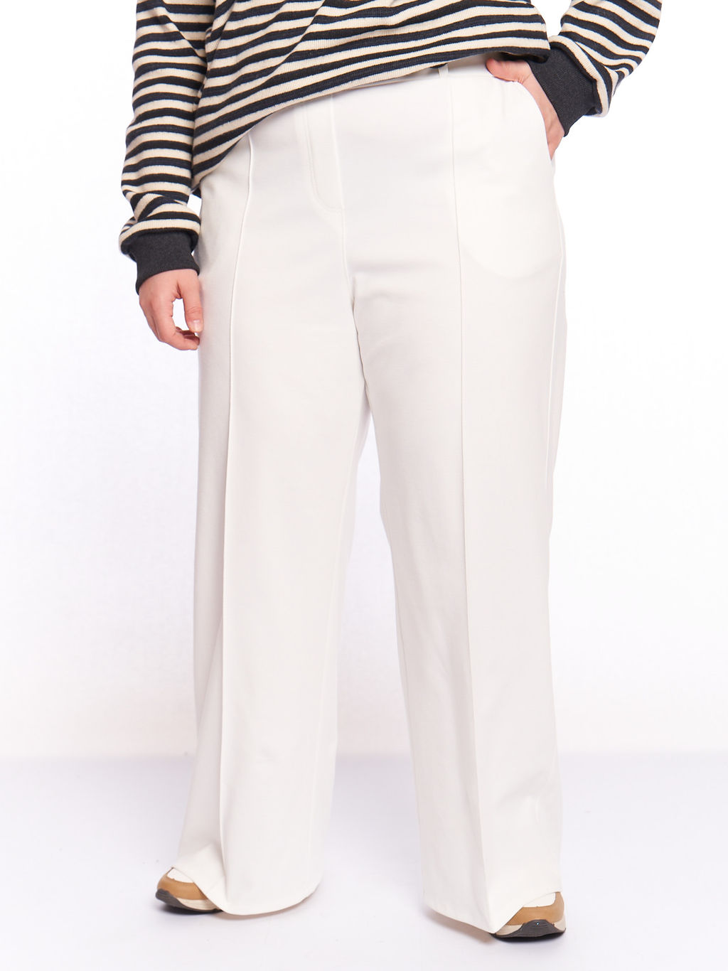 Брюки со стрелками BB23206WHT04