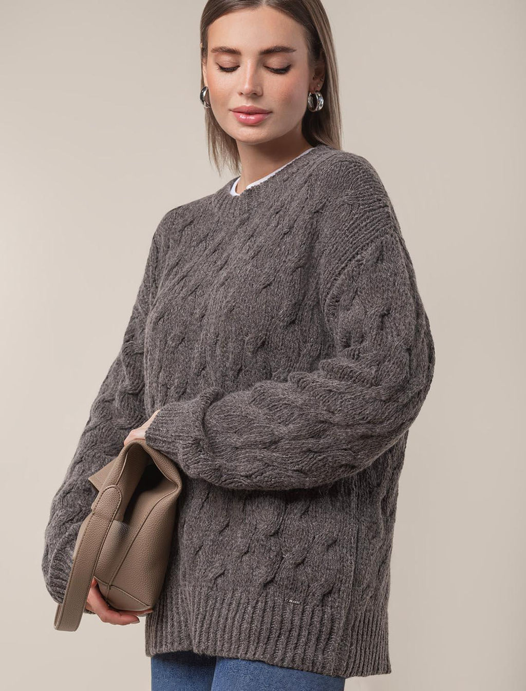 VILATTE / Джемпер крупной вязки из уютной пряжи с ангорой и мохером фото 8