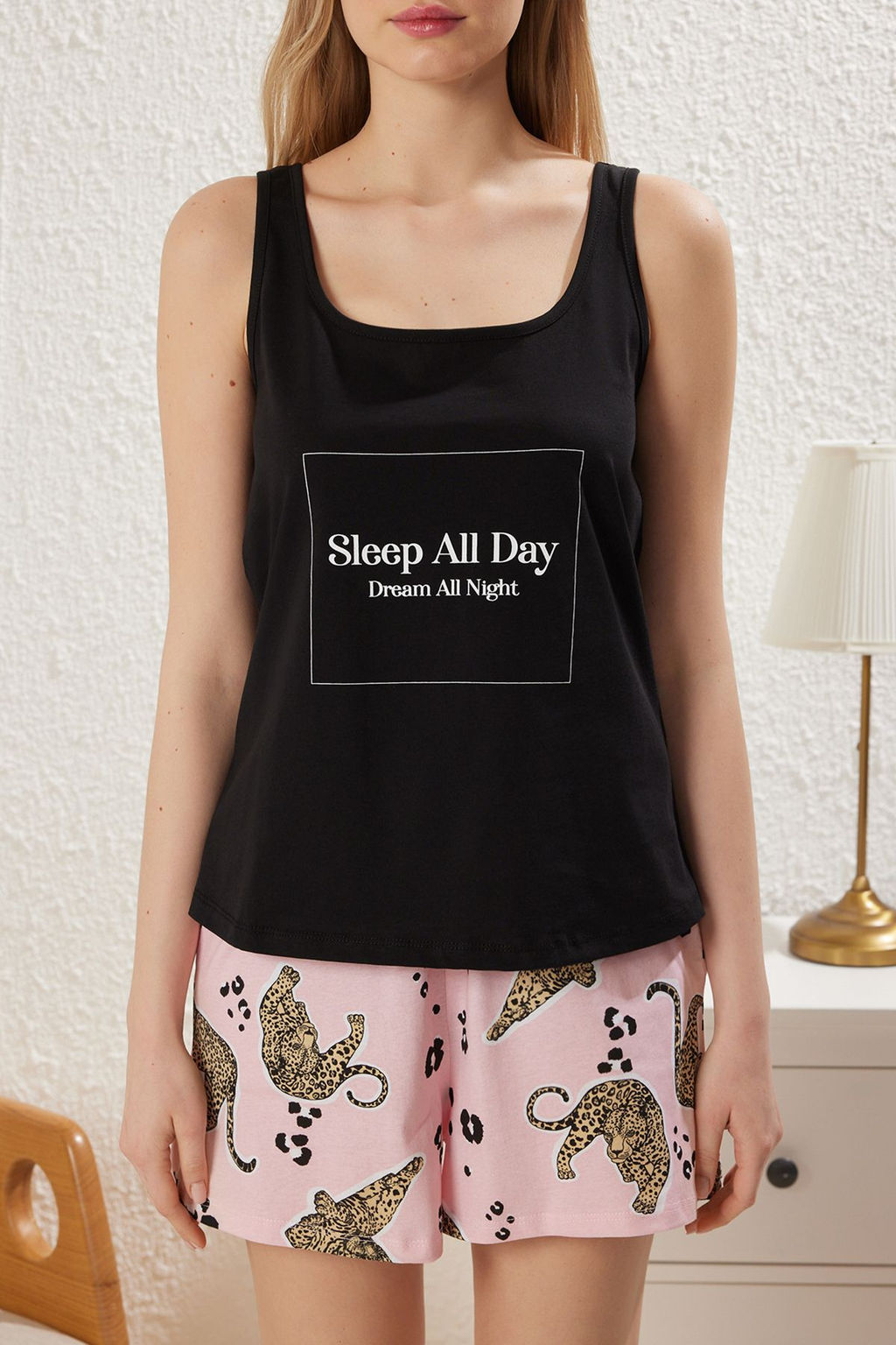 Trendyolmilla Siyah %100 Pamuklu Hayvan Desenli Sloganl? Sortlu Orme Pijama Tak?m? THMSS25PT00171 фото 3