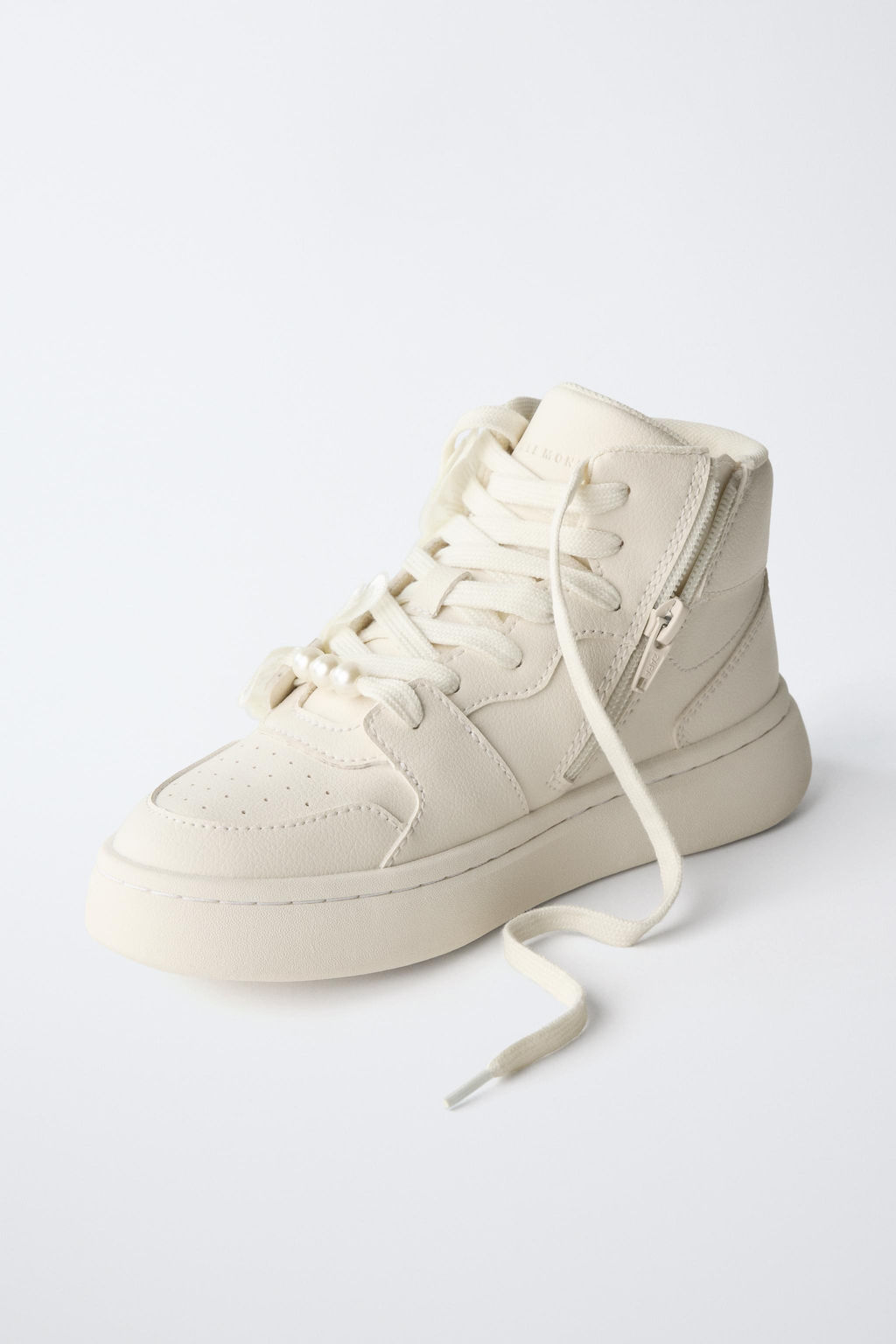 HIGH-TOP SNEAKERS WITH FANTASY BUTTERFLIES - Zara фото 3