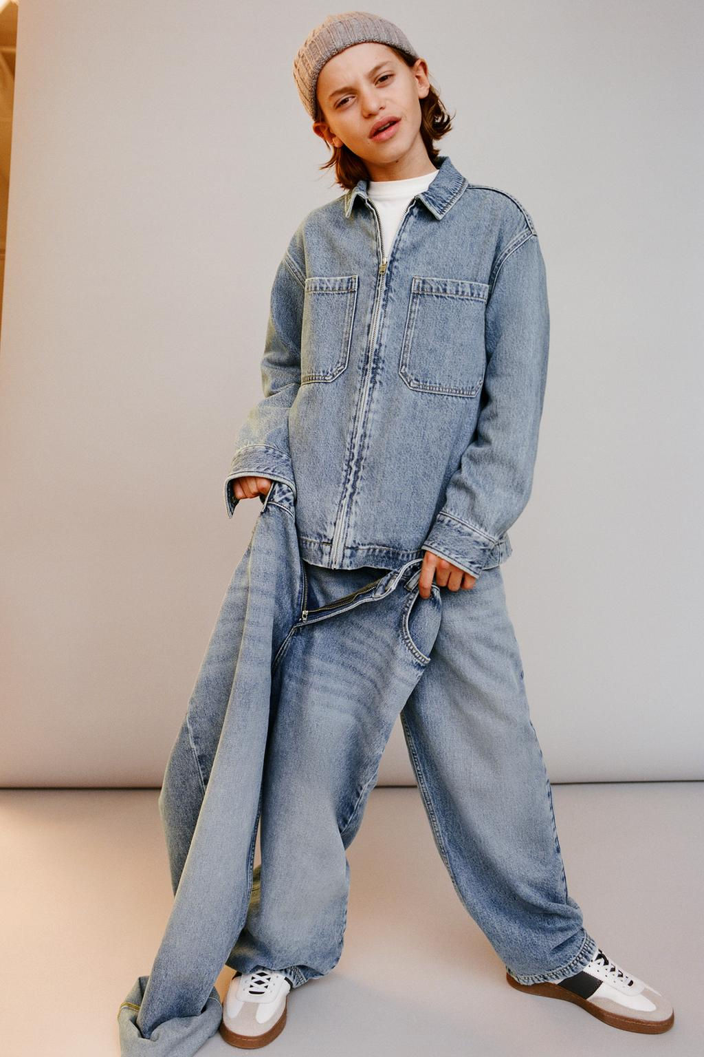 RELAXED BAGGY JEANS