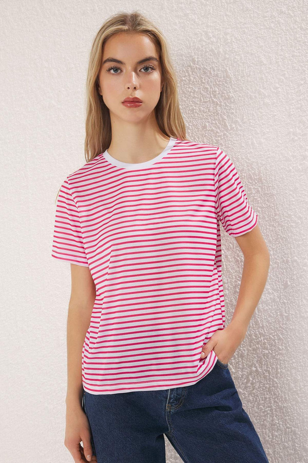 TRENDYOLMILLA Kahverengi-Bej-Haki Cizgili 3lu Paket Basic Bisiklet Yaka Orme T-Shirt TWOSS20TS0146  фото 5