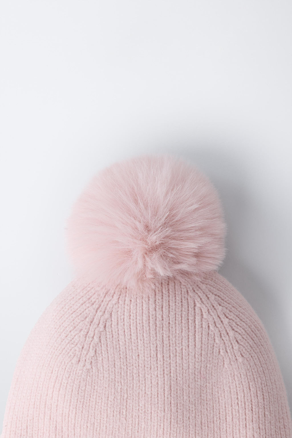 KNITTED POMPOM HAT - Zara фото 3