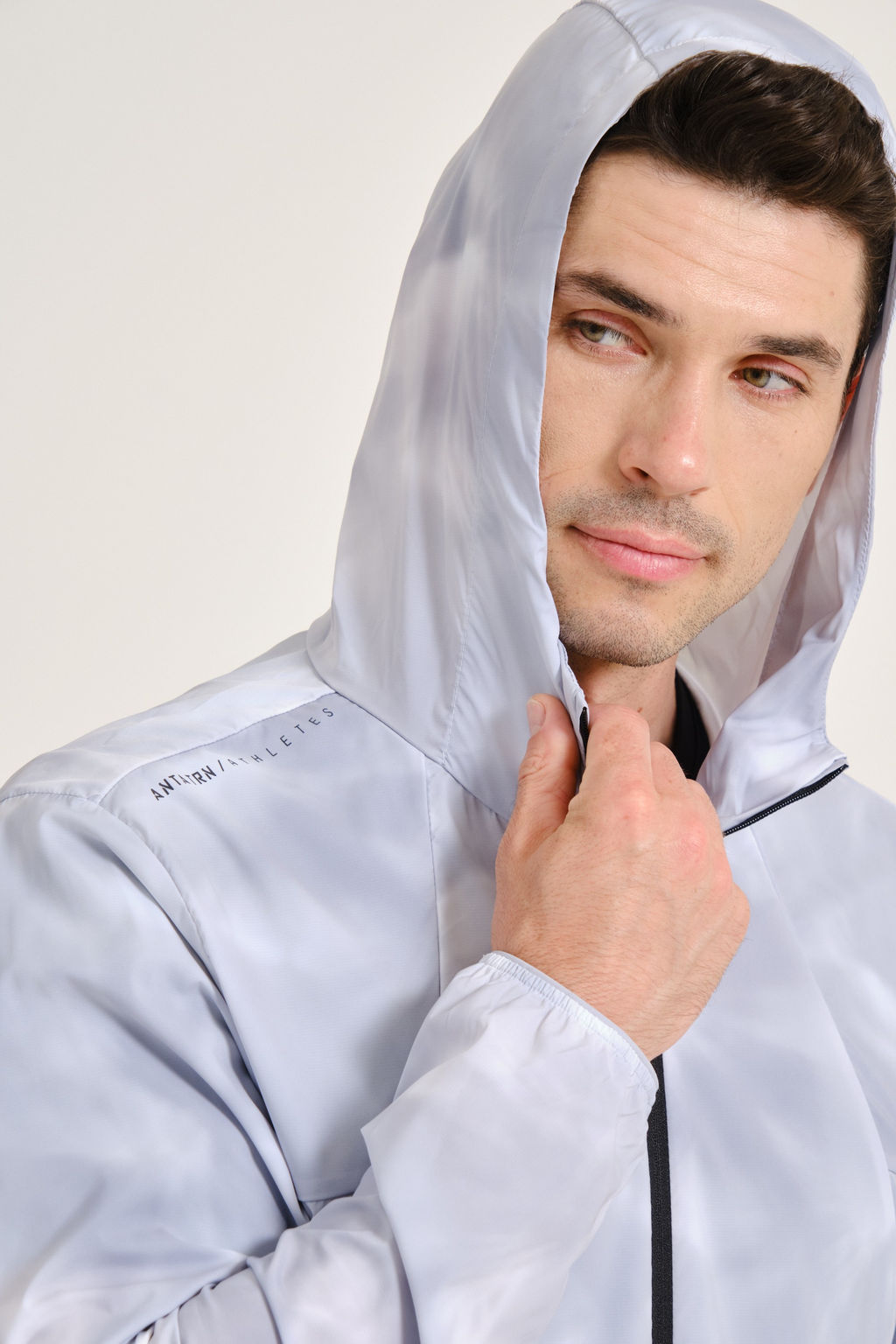 Ветровка Серый