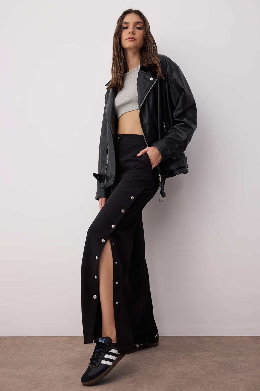 Siyah Wide Leg/Genis Paca Yanlar? Dugmeli Dokuma Kumas Pantolon TWOSS20PL0398