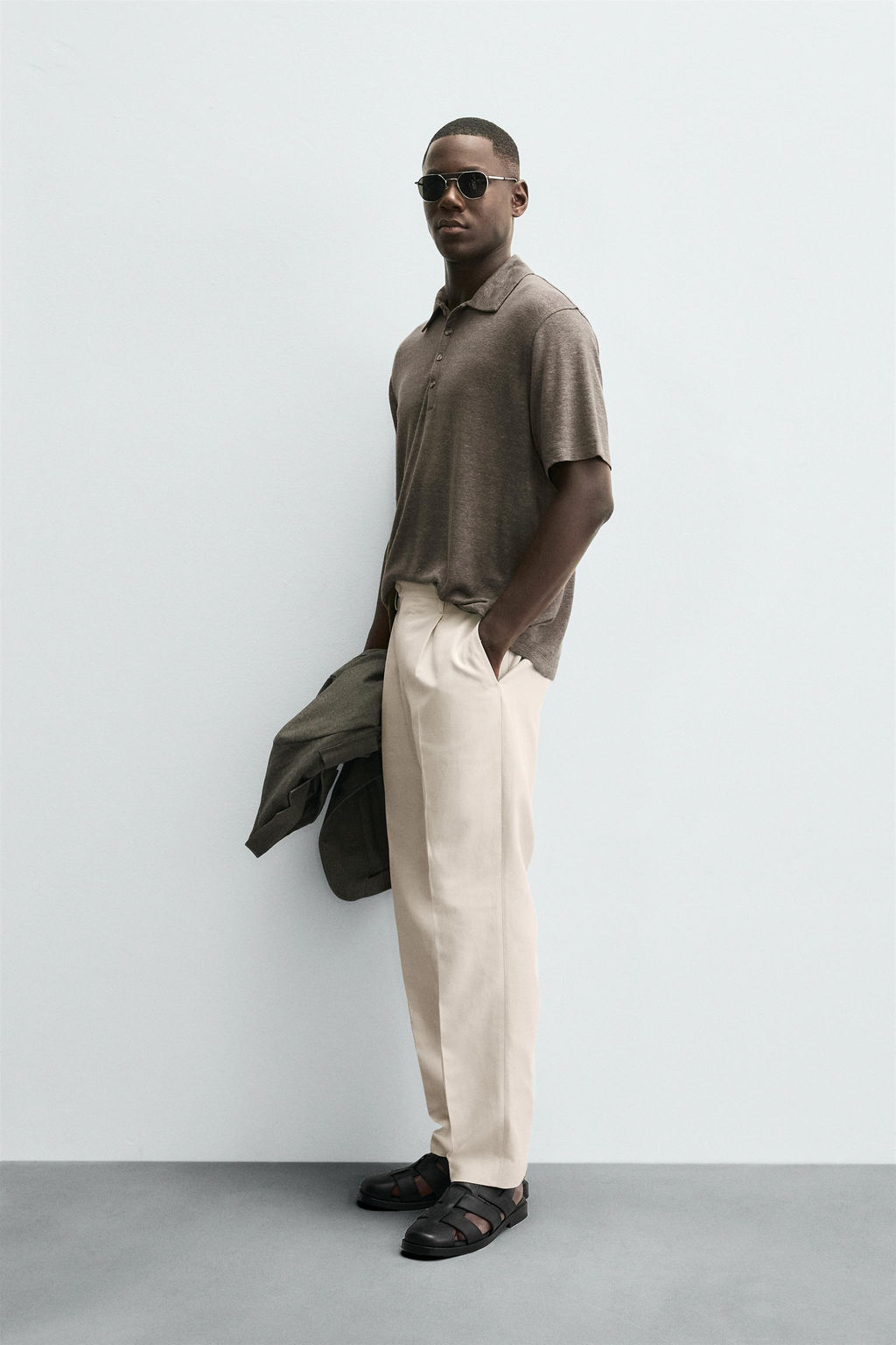 REGULAR FIT PLEATED TROUSERS - Zara фото 4