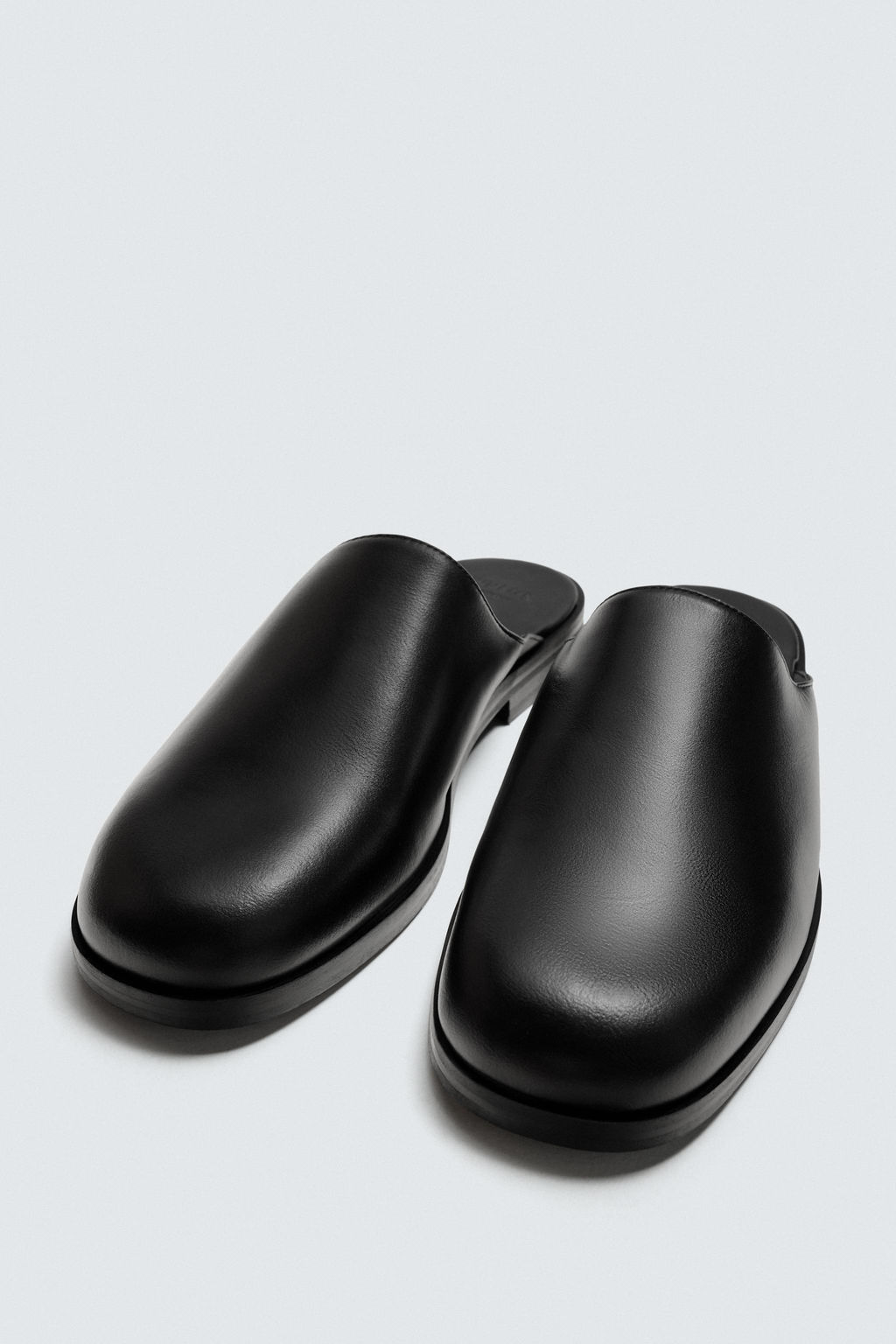 LEATHER CLOGS LIMITED EDITION - Zara фото 5